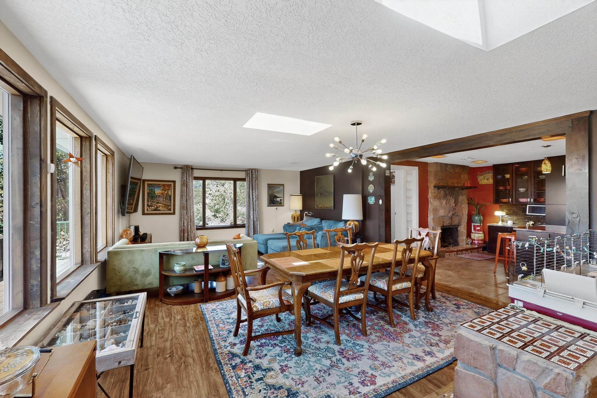 10 CALLE POR LOS CABALLOS