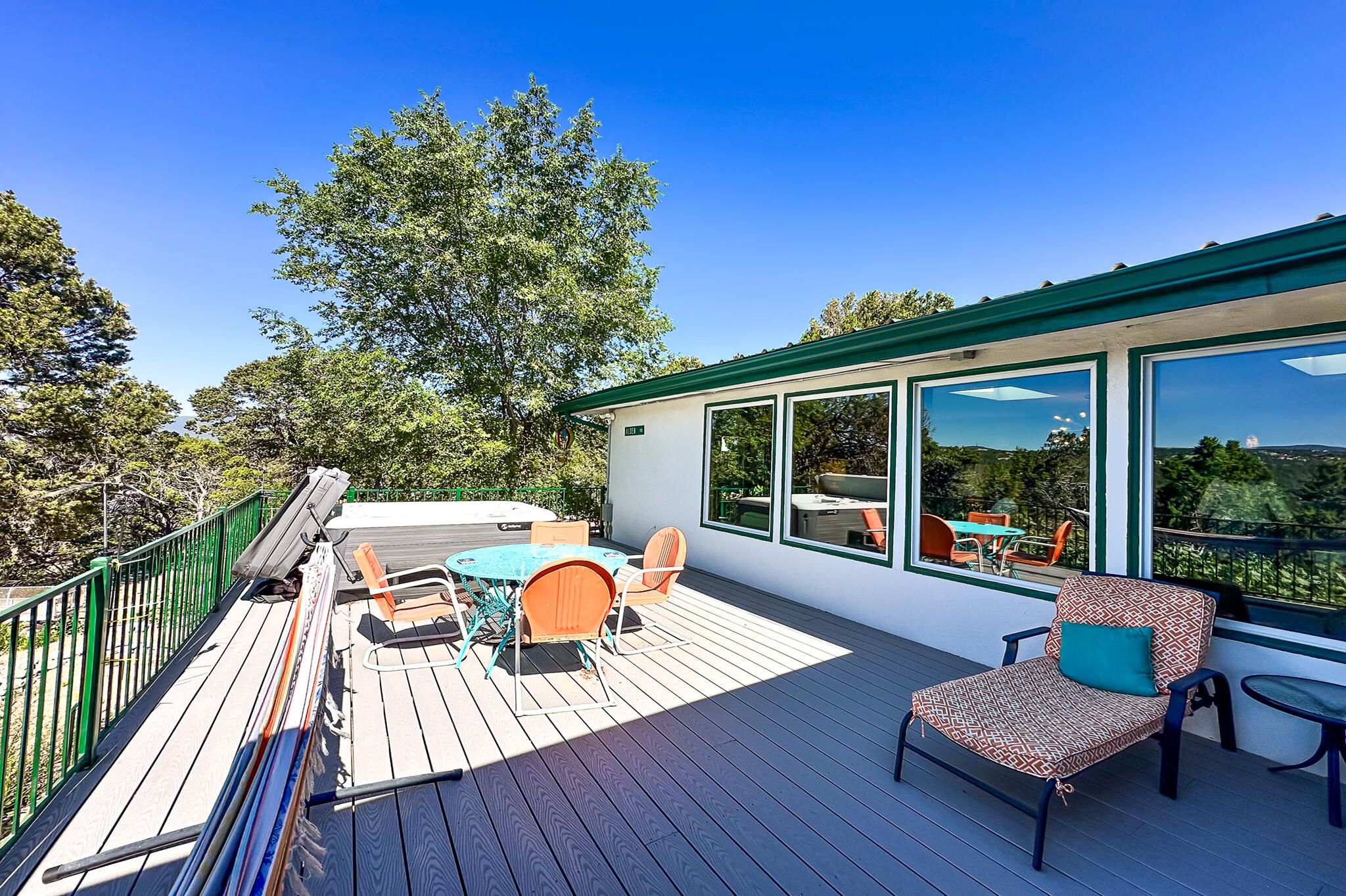 10 CALLE POR LOS CABALLOS