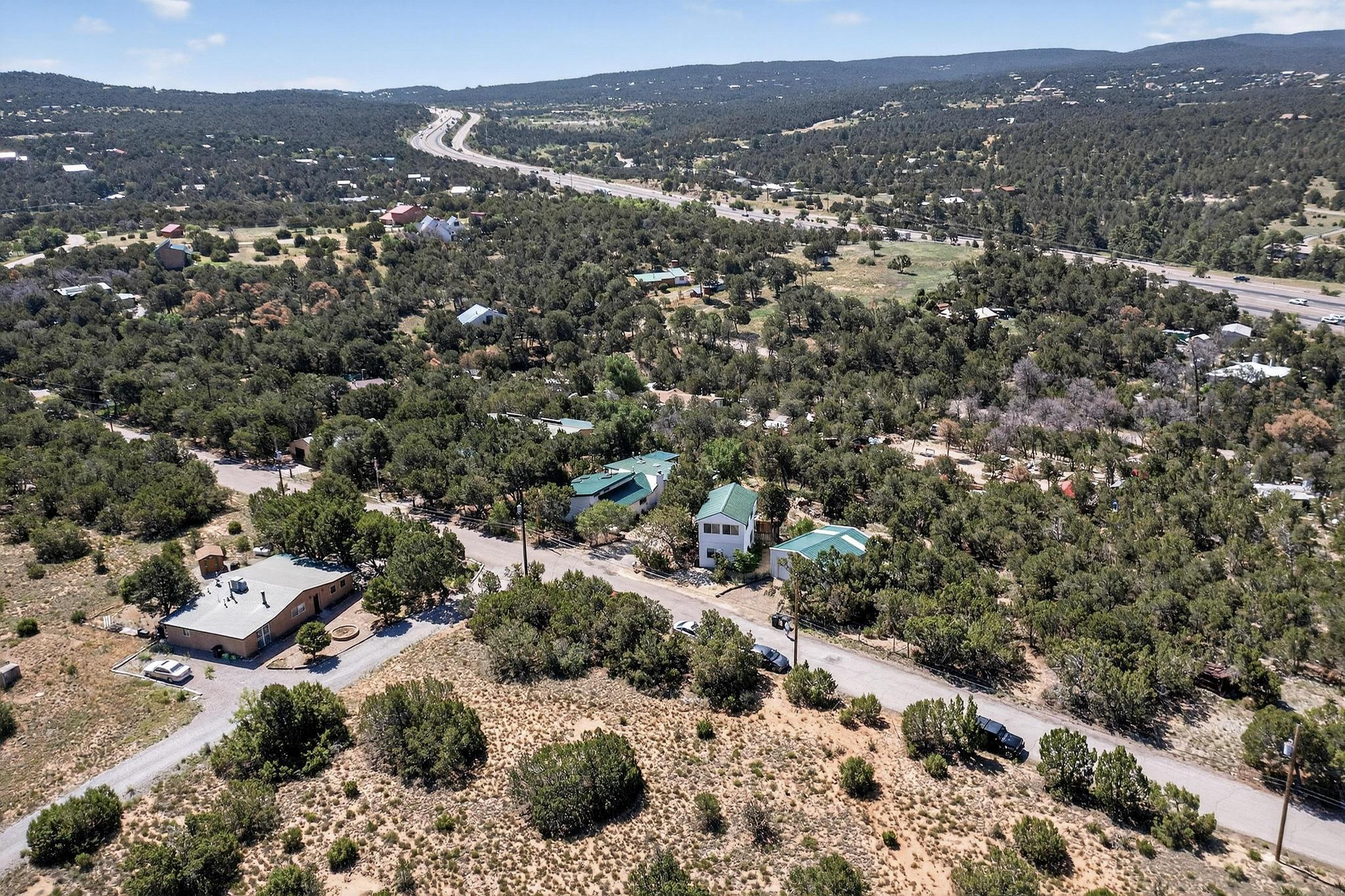 10 CALLE POR LOS CABALLOS