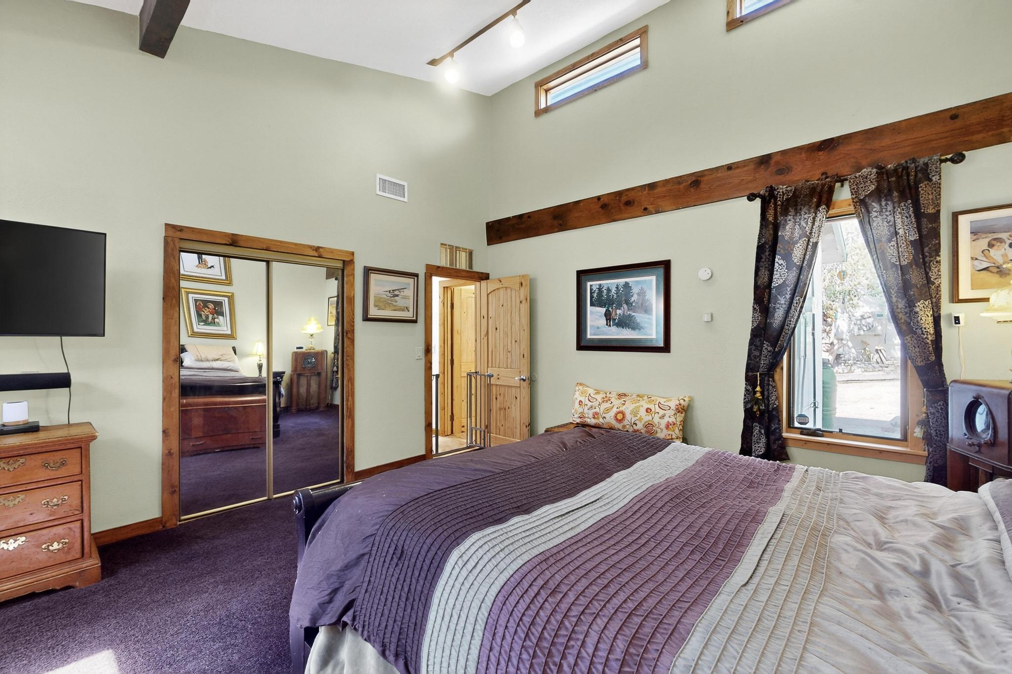 10 CALLE POR LOS CABALLOS