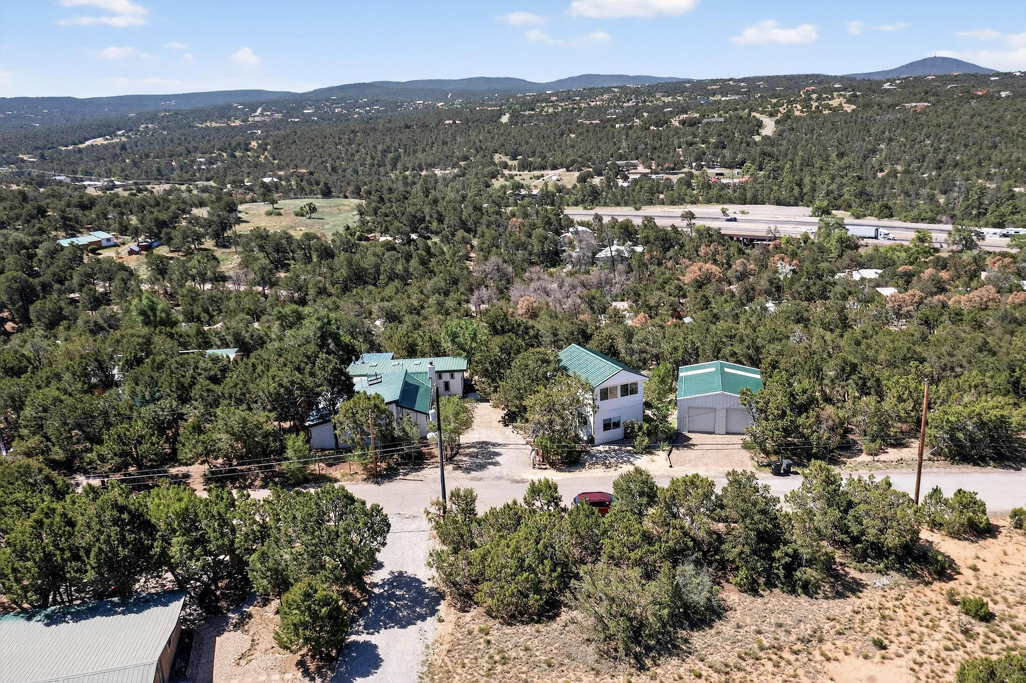 10 CALLE POR LOS CABALLOS