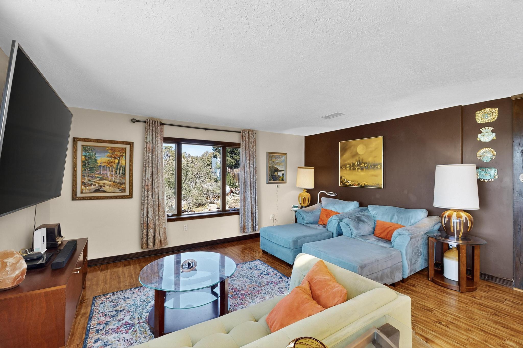 10 CALLE POR LOS CABALLOS