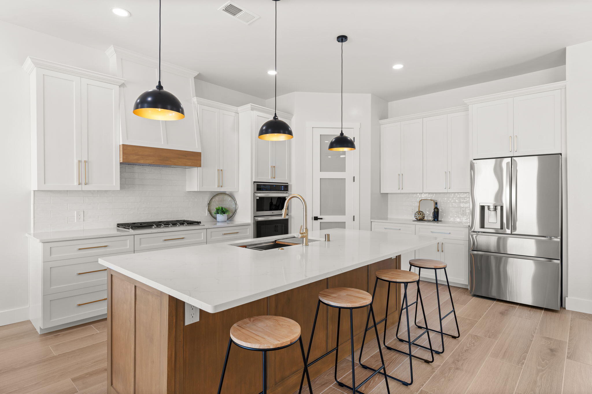 324 2nd Street NE