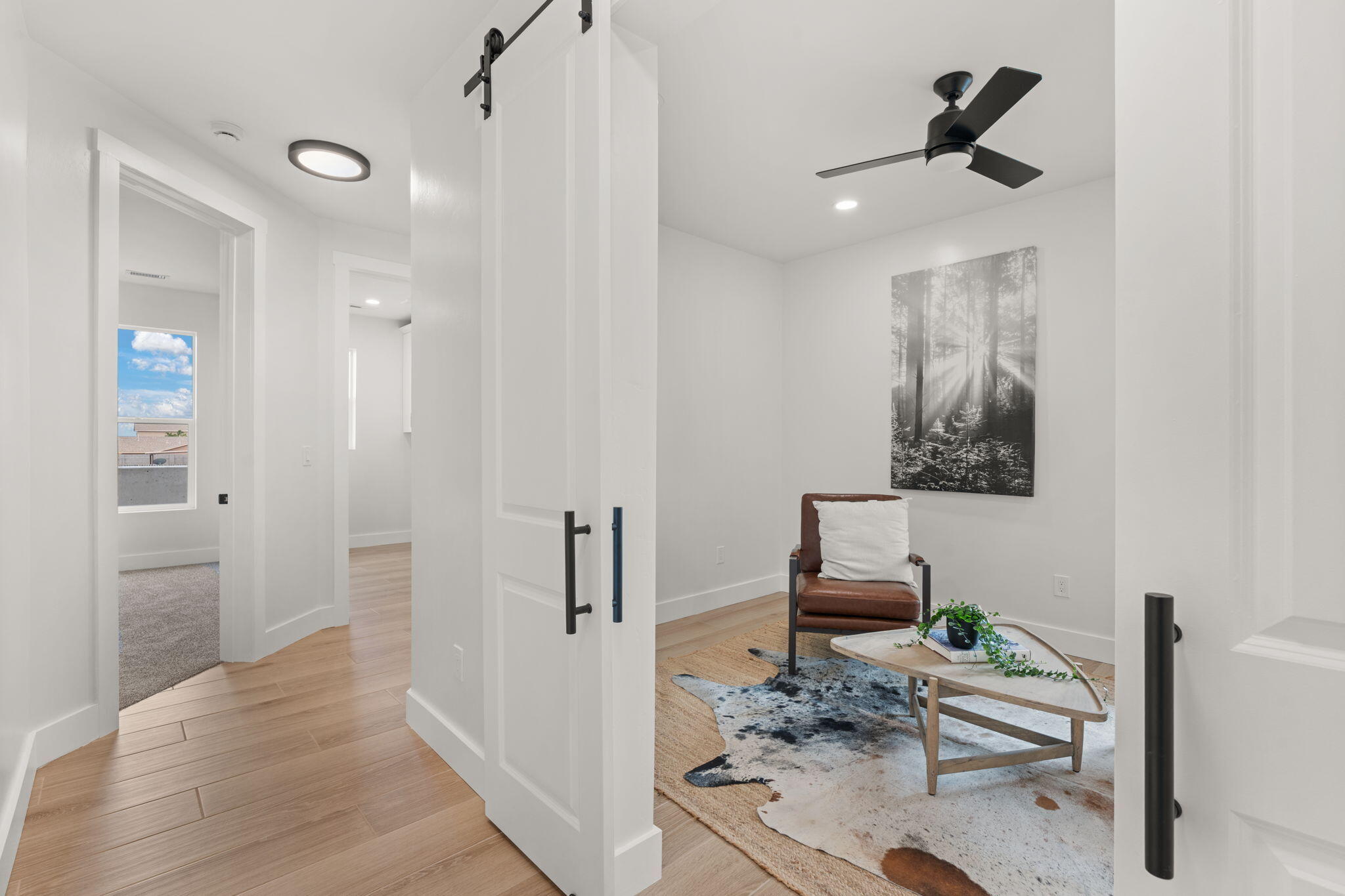 324 2nd Street NE