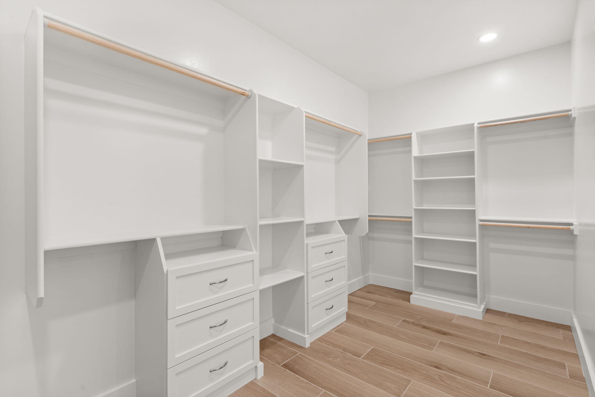 324 2nd Street NE