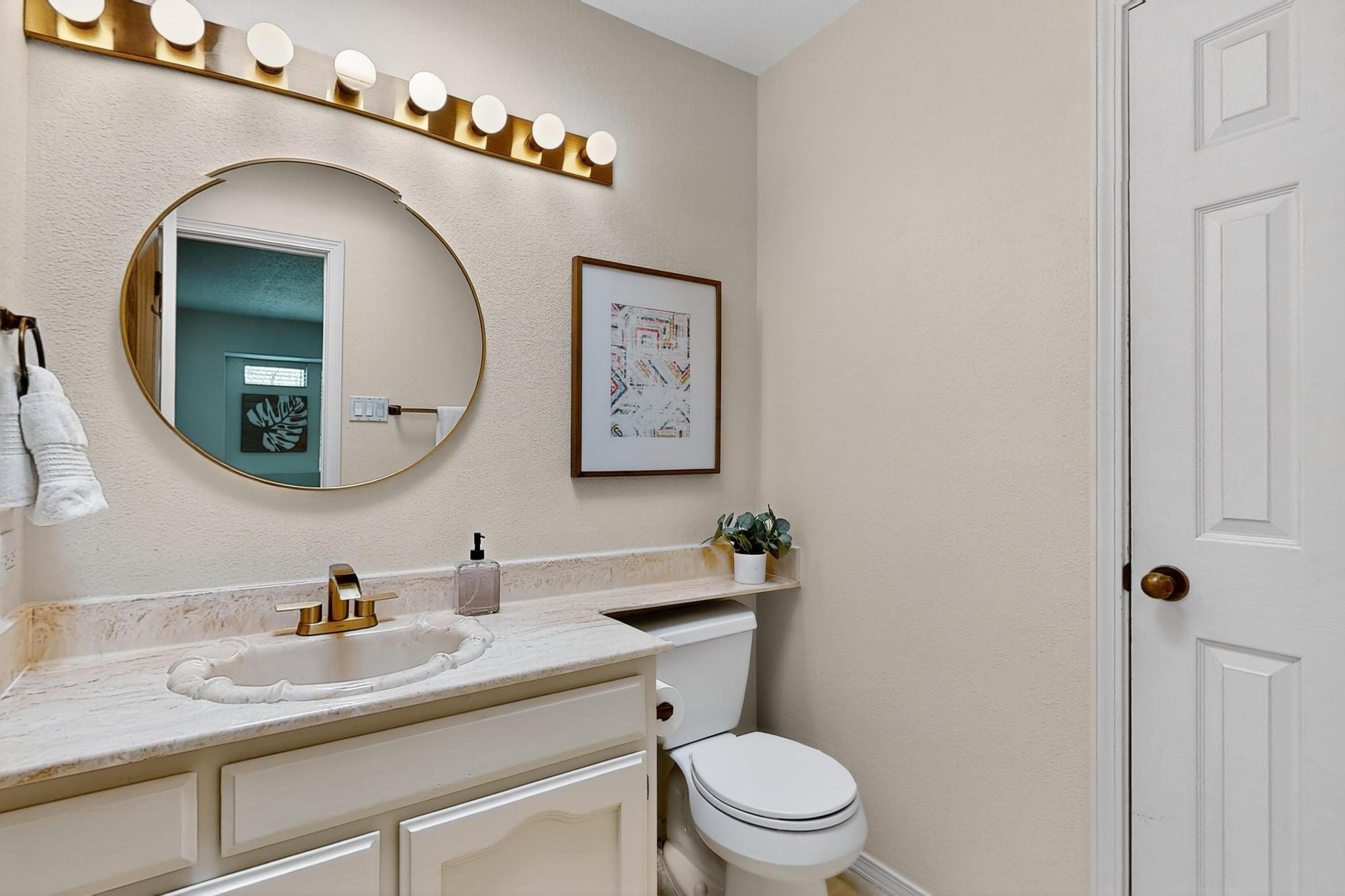 3733 CUERVO Court NW