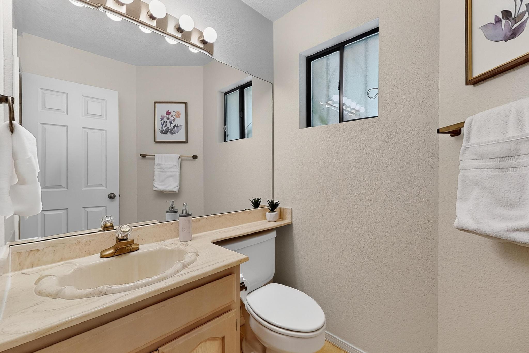 3733 CUERVO Court NW