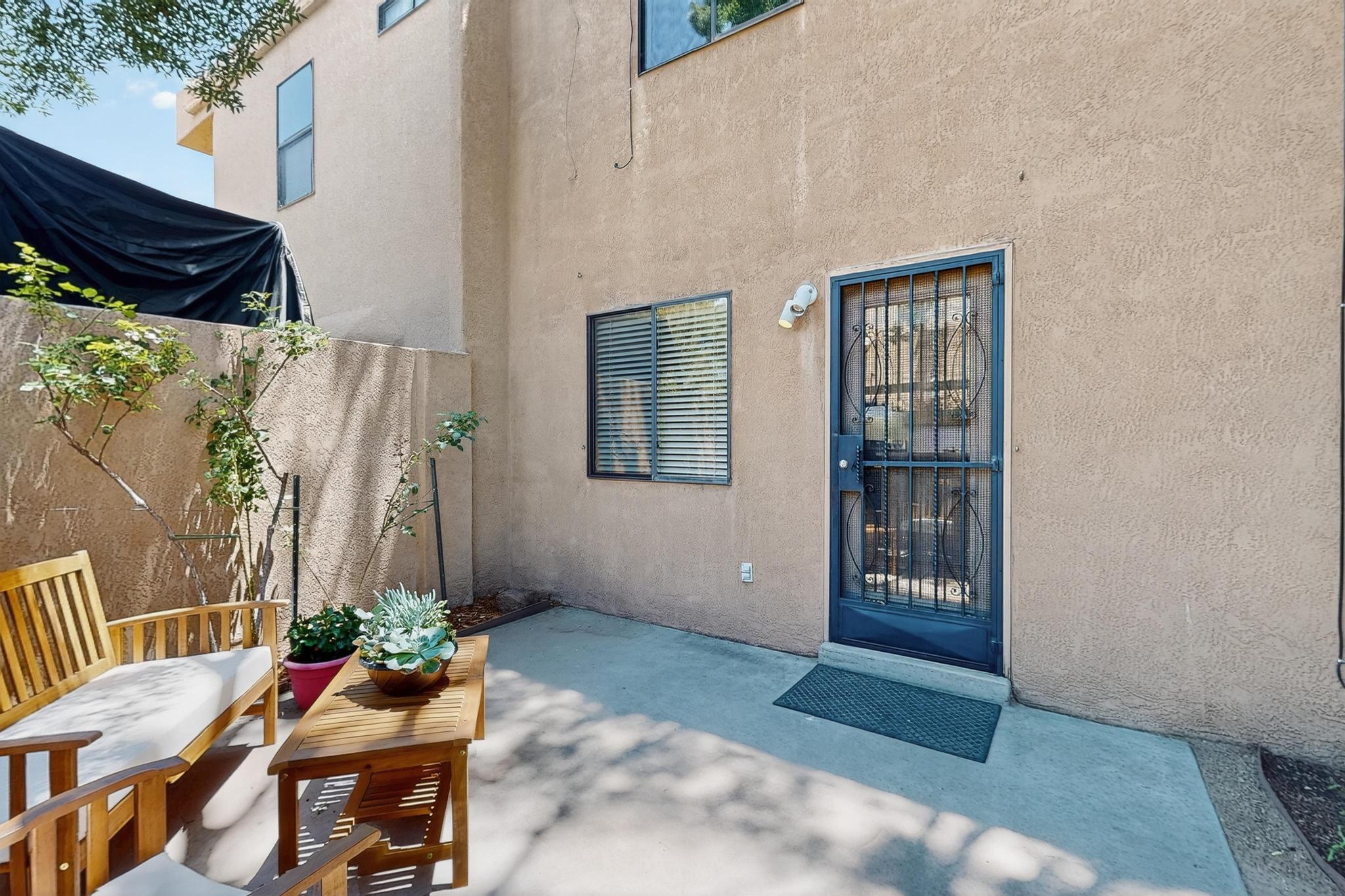 3733 CUERVO Court NW