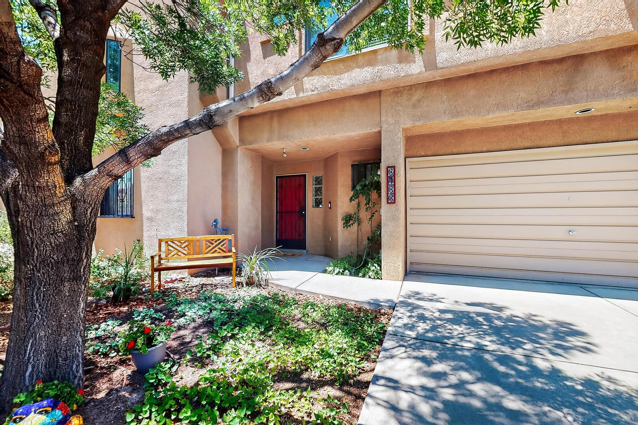 3733 CUERVO Court NW