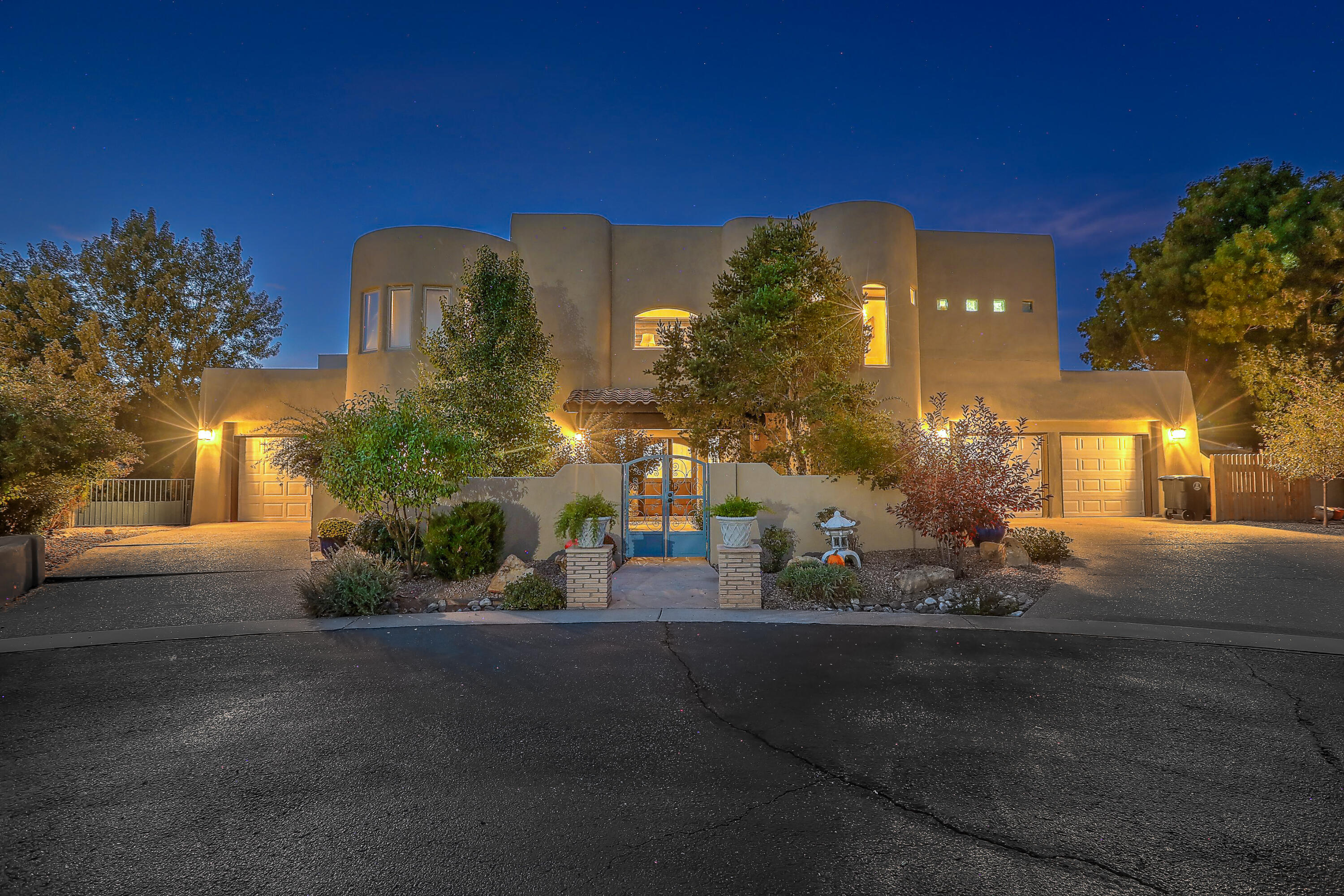 2705 RINCON DEL RIO Court NW