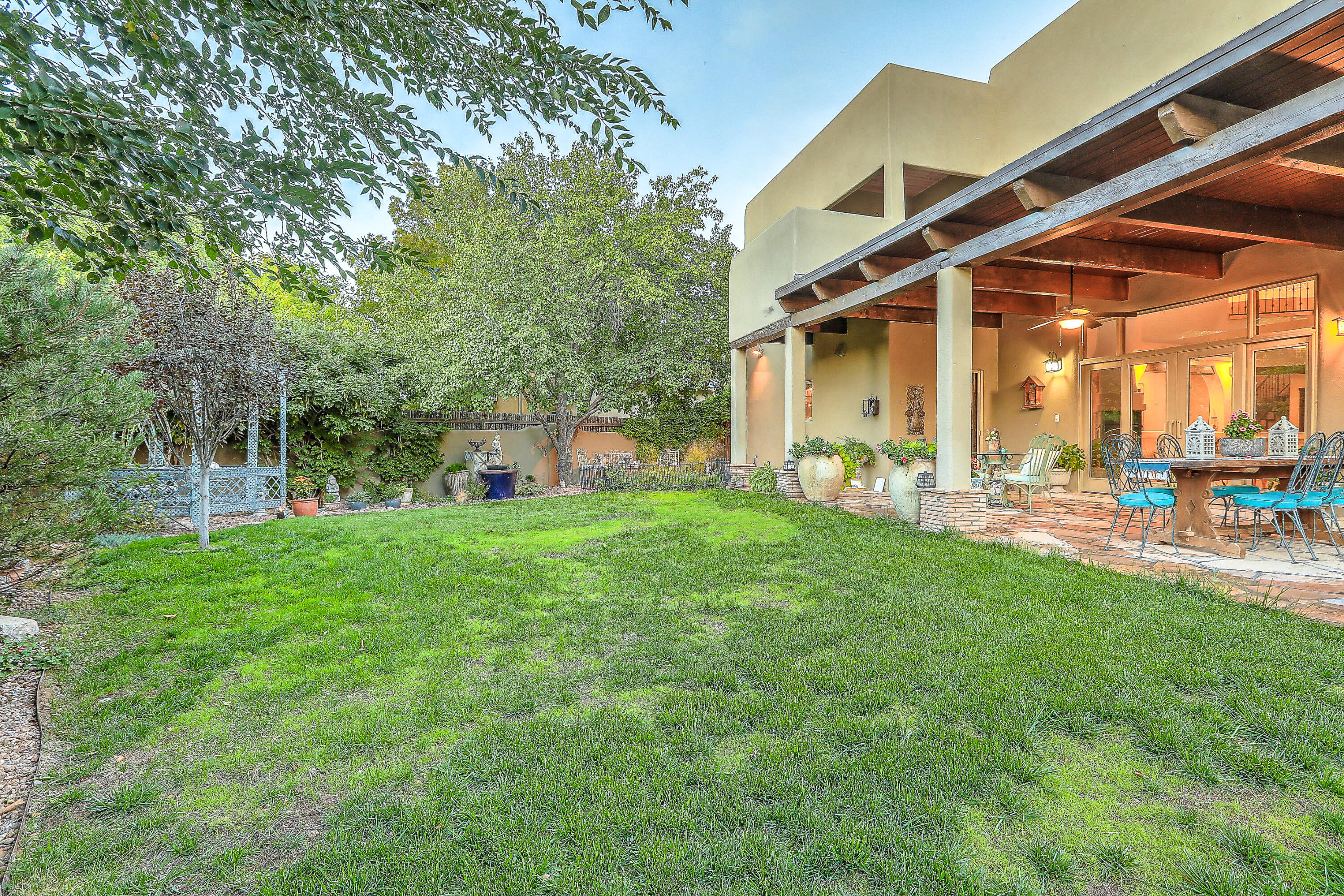 2705 RINCON DEL RIO Court NW