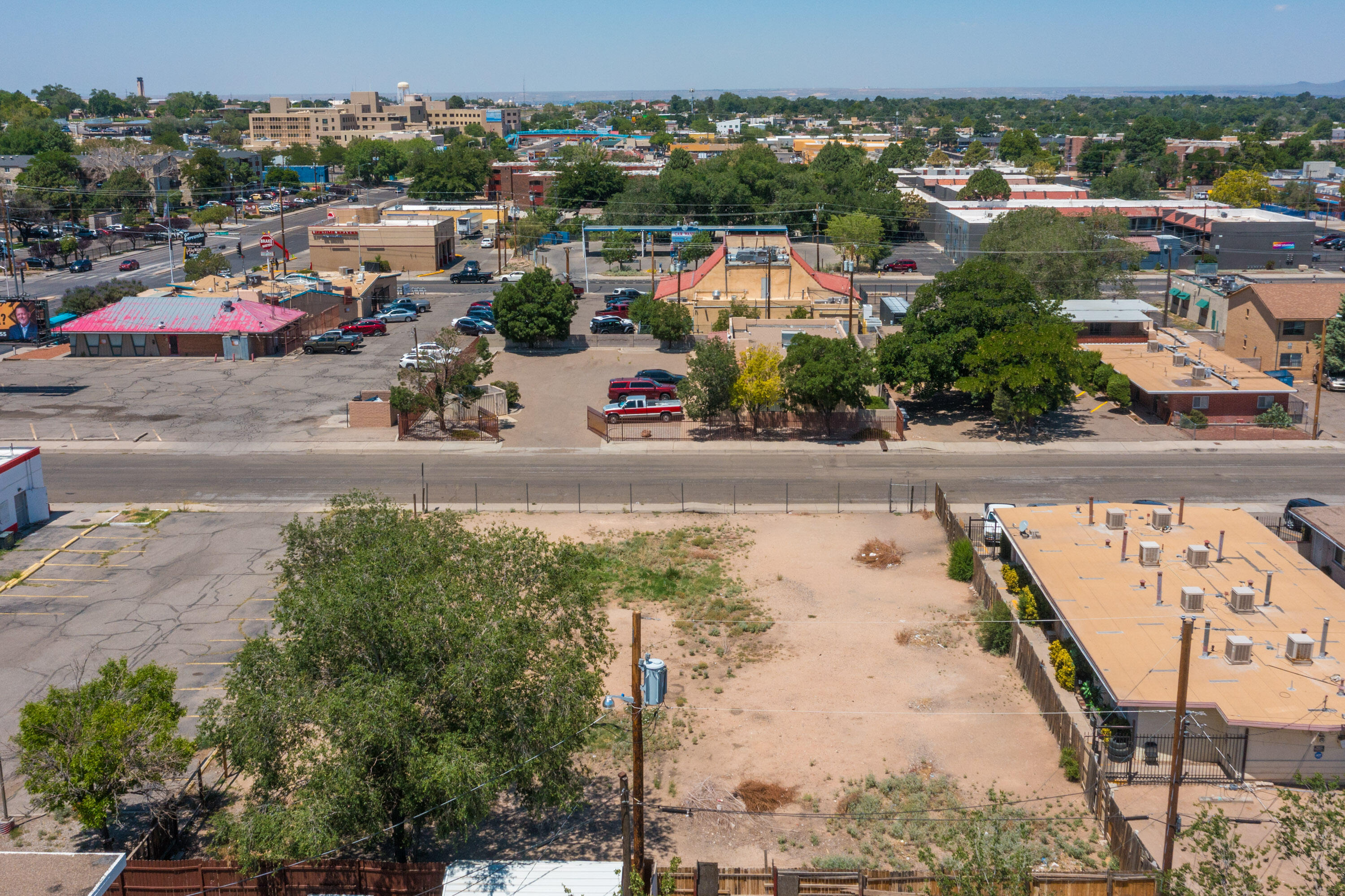 1124 Arizona St Street SE