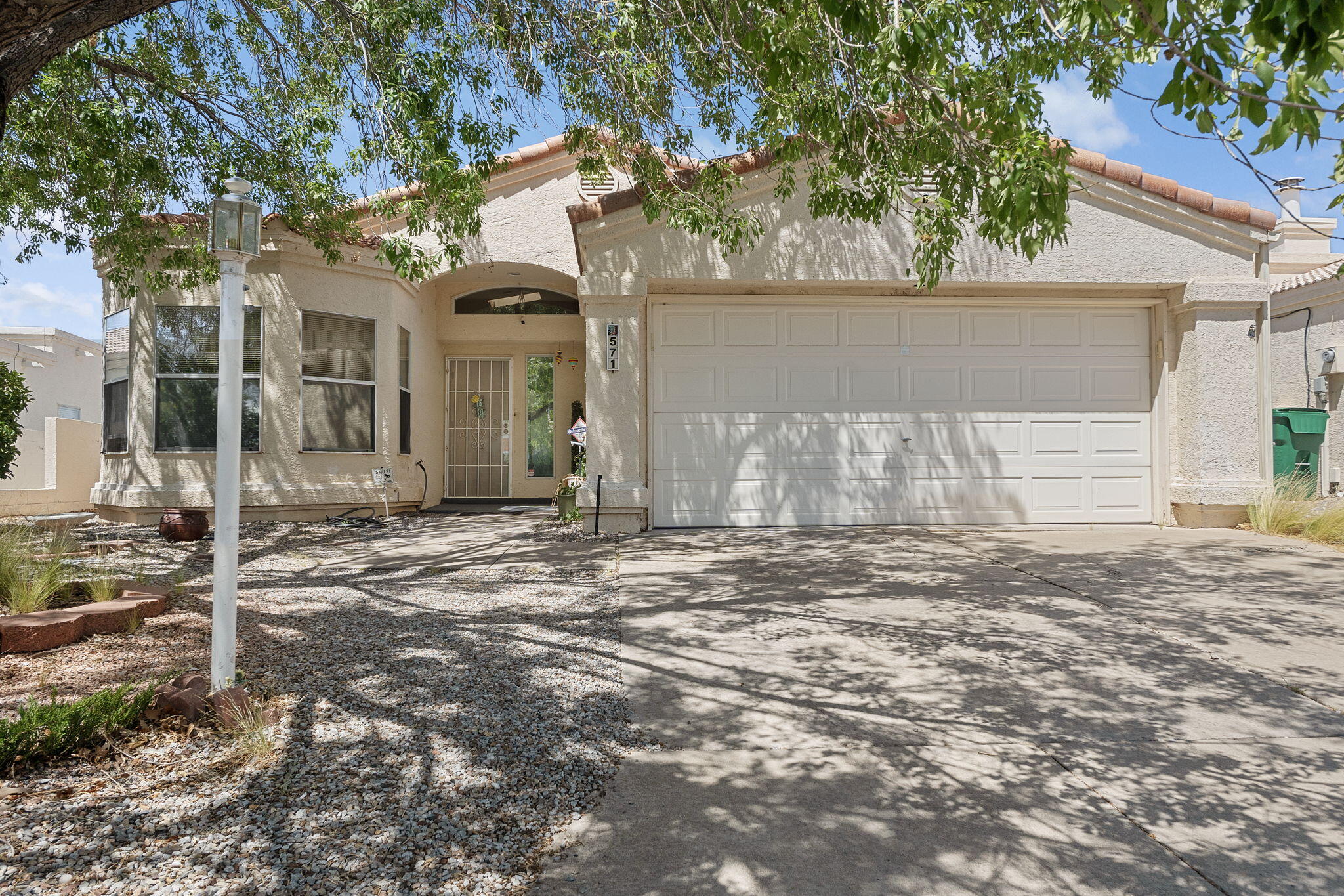 571 HERMIT FALLS Drive SE