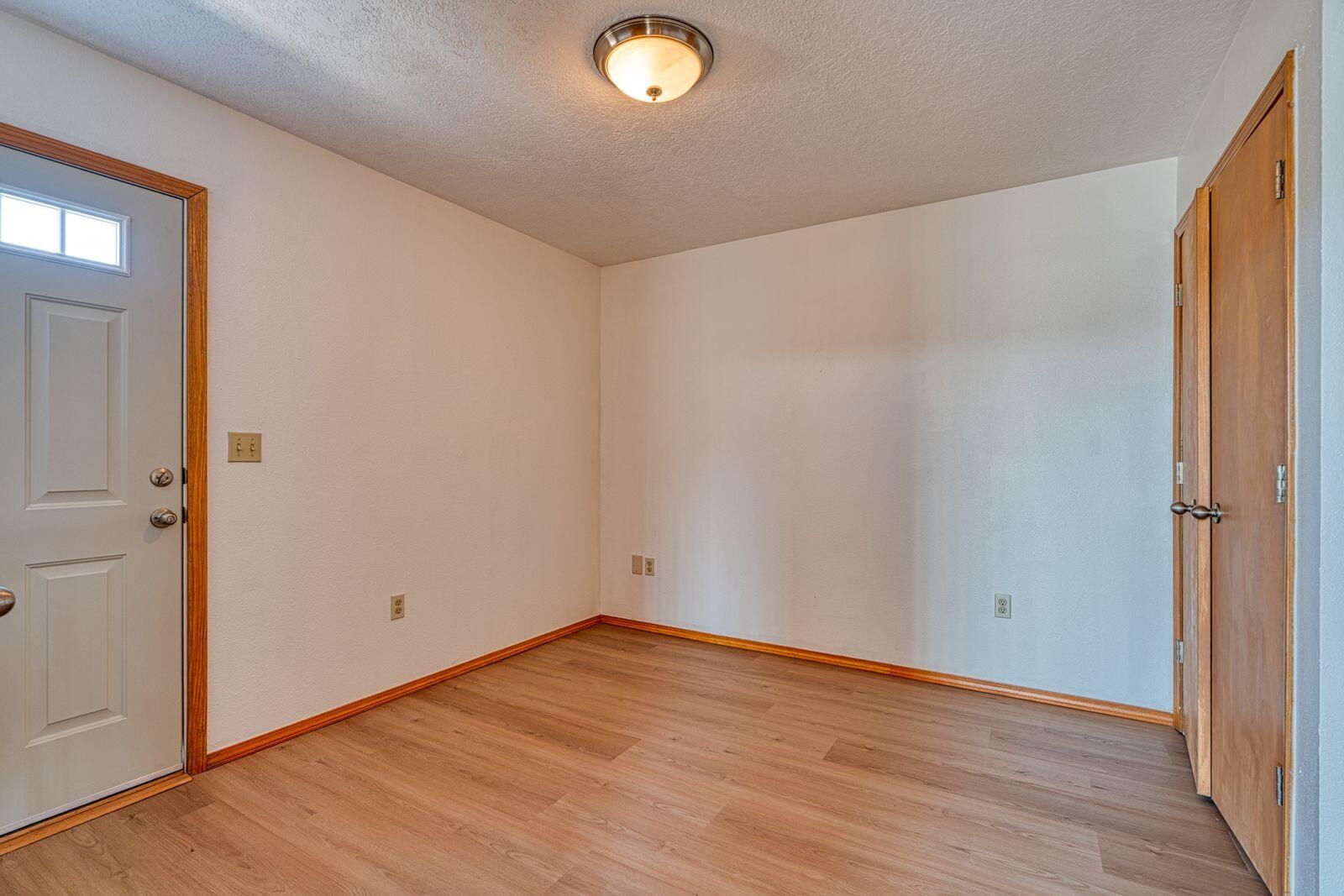 7900 Kathryn Avenue SE