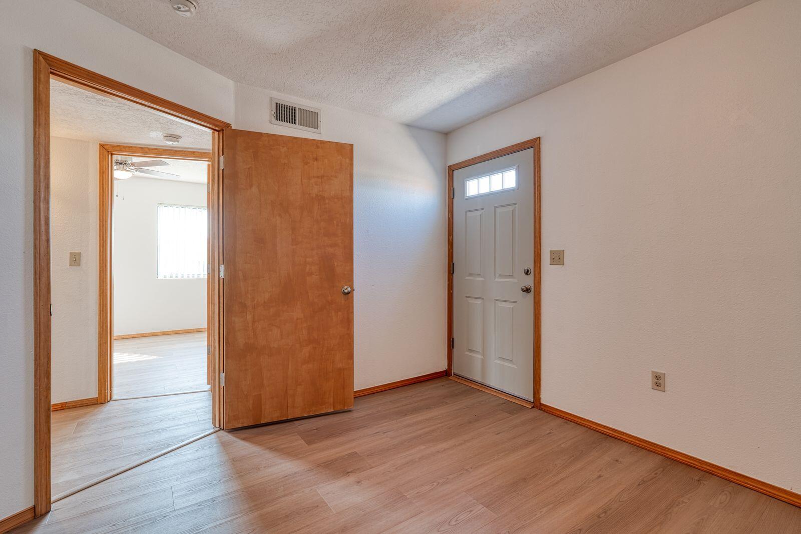 7900 Kathryn Avenue SE