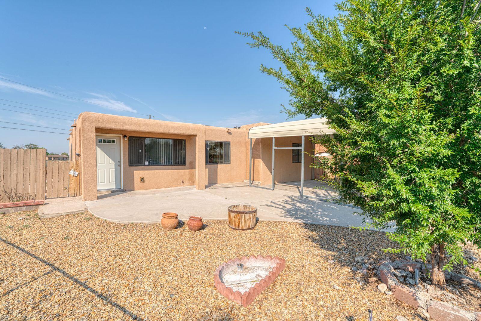 7900 Kathryn Avenue SE