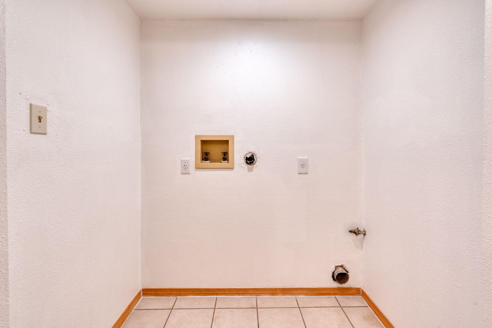 7900 Kathryn Avenue SE