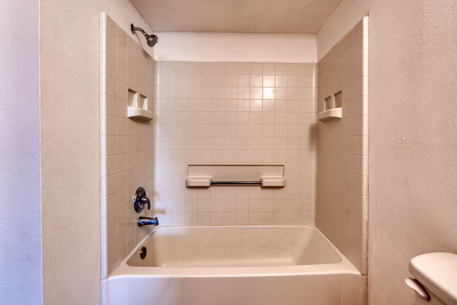 7900 Kathryn Avenue SE