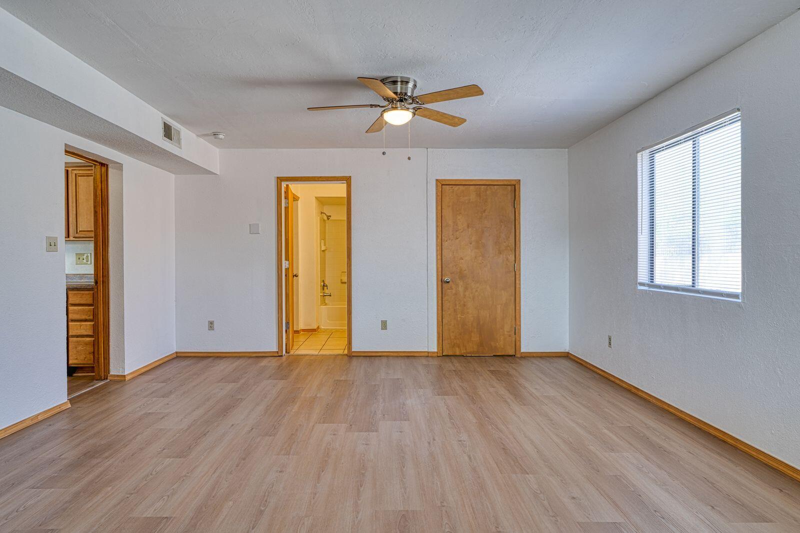 7900 Kathryn Avenue SE