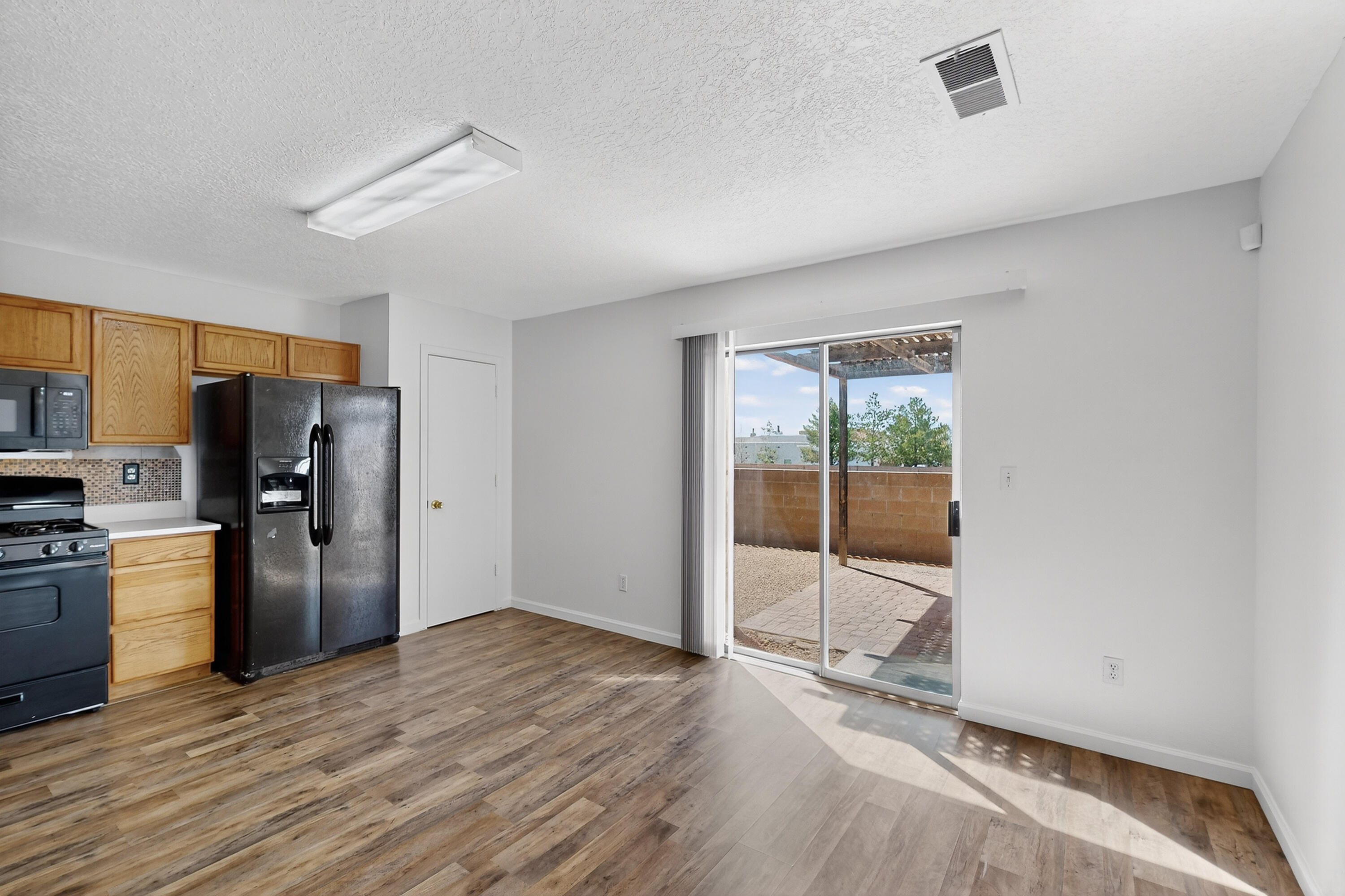 7408 ESTES PARK Avenue NW