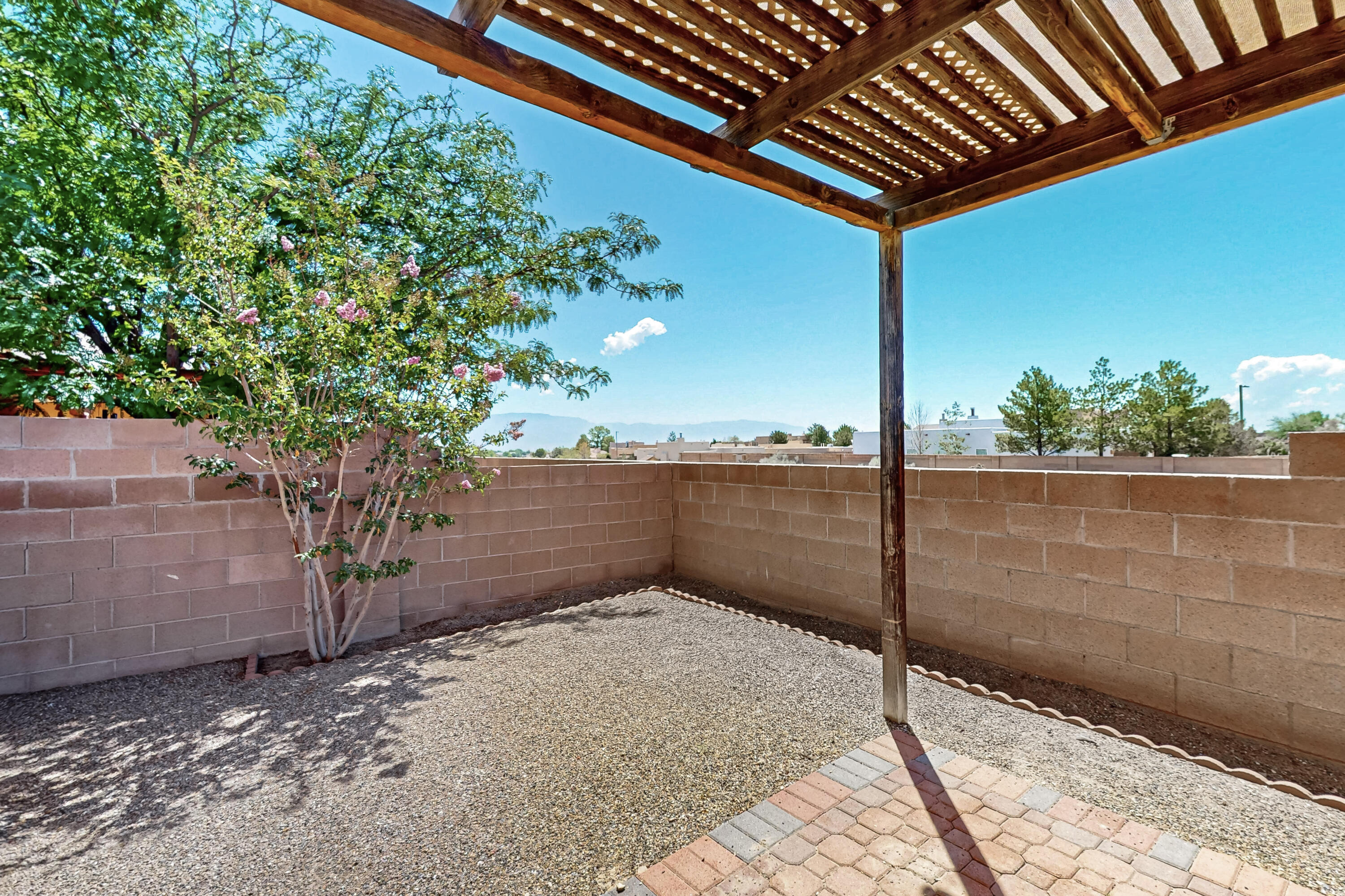 7408 ESTES PARK Avenue NW