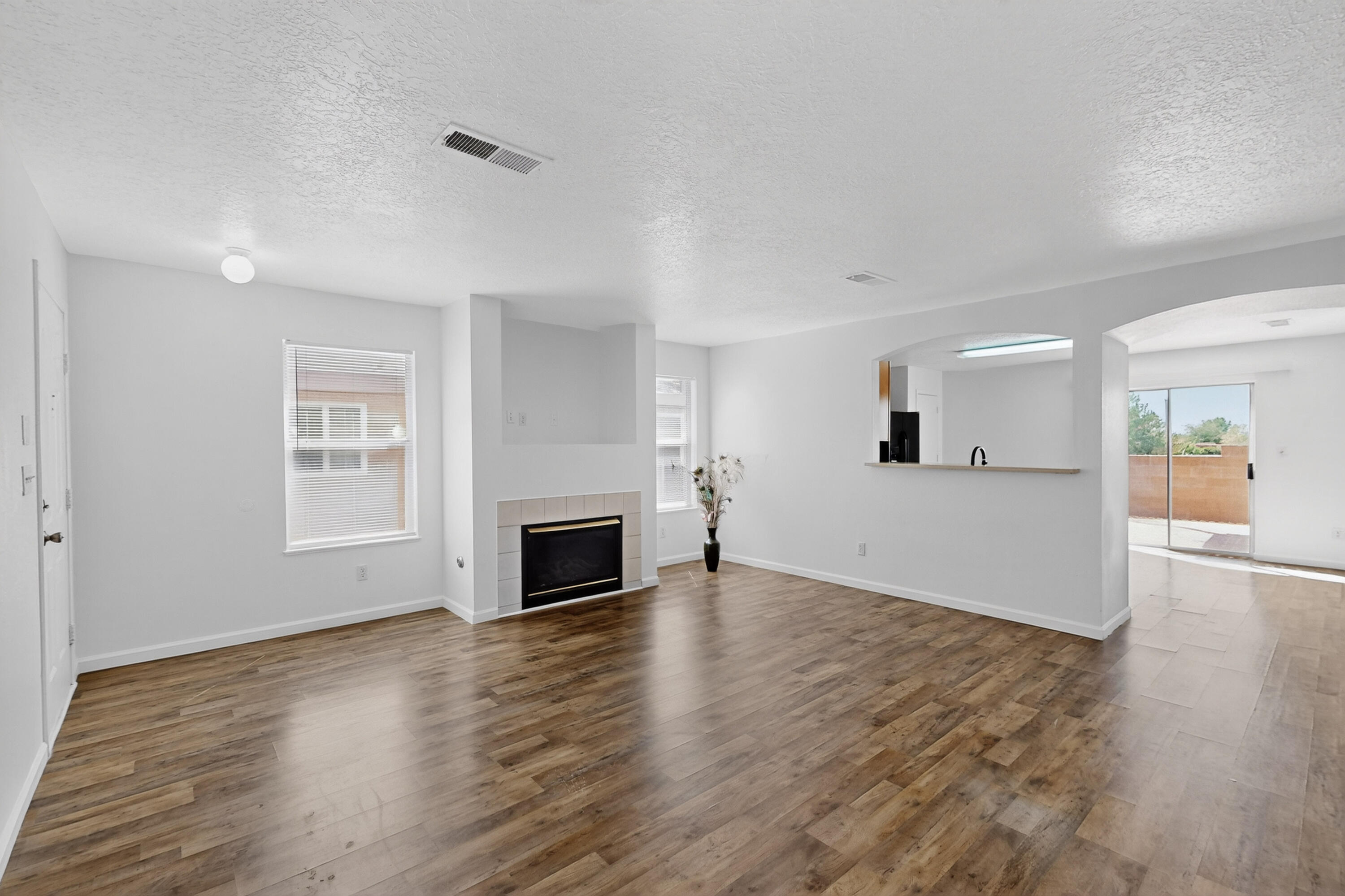 7408 ESTES PARK Avenue NW