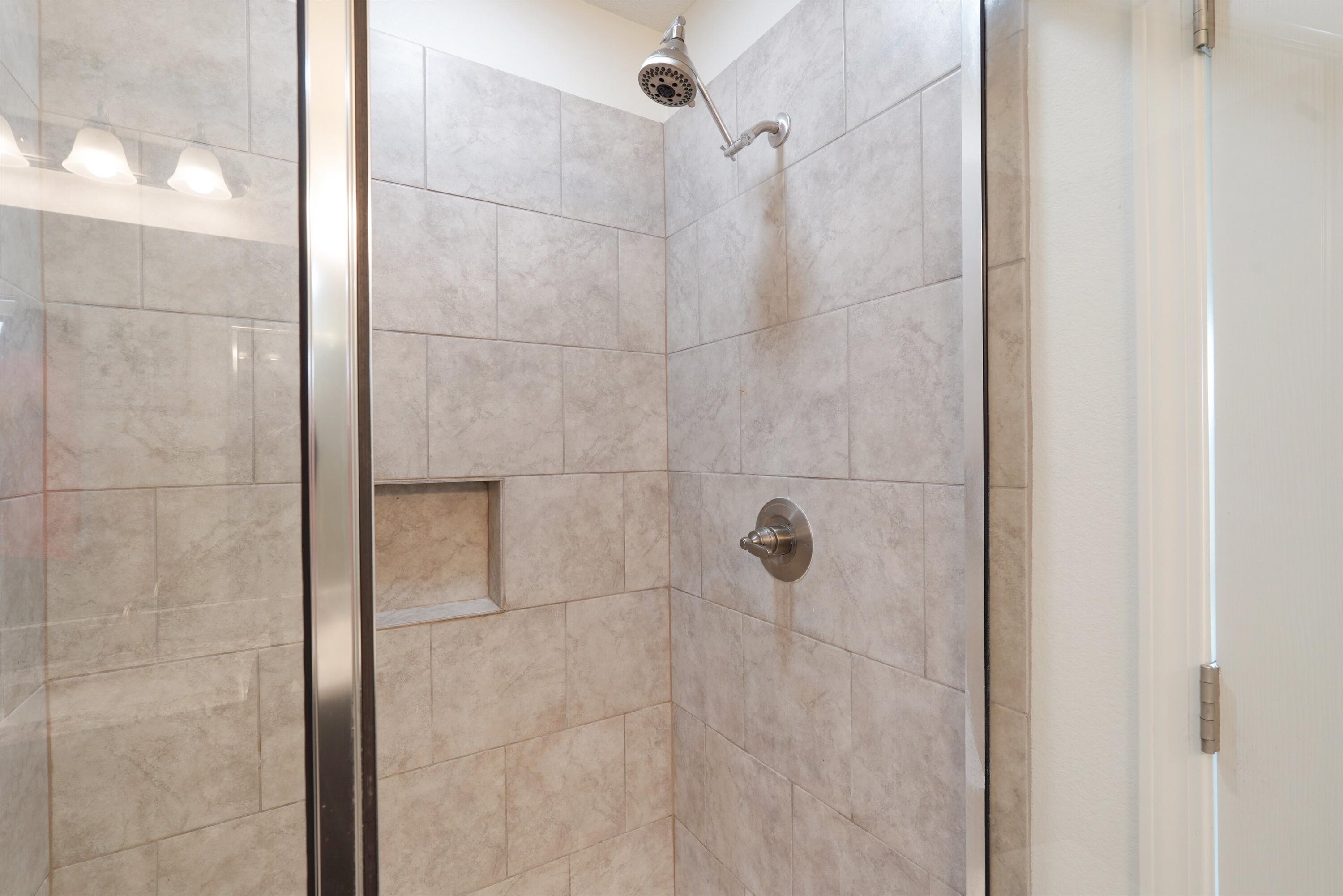 2645 Camino Plata Loop NE