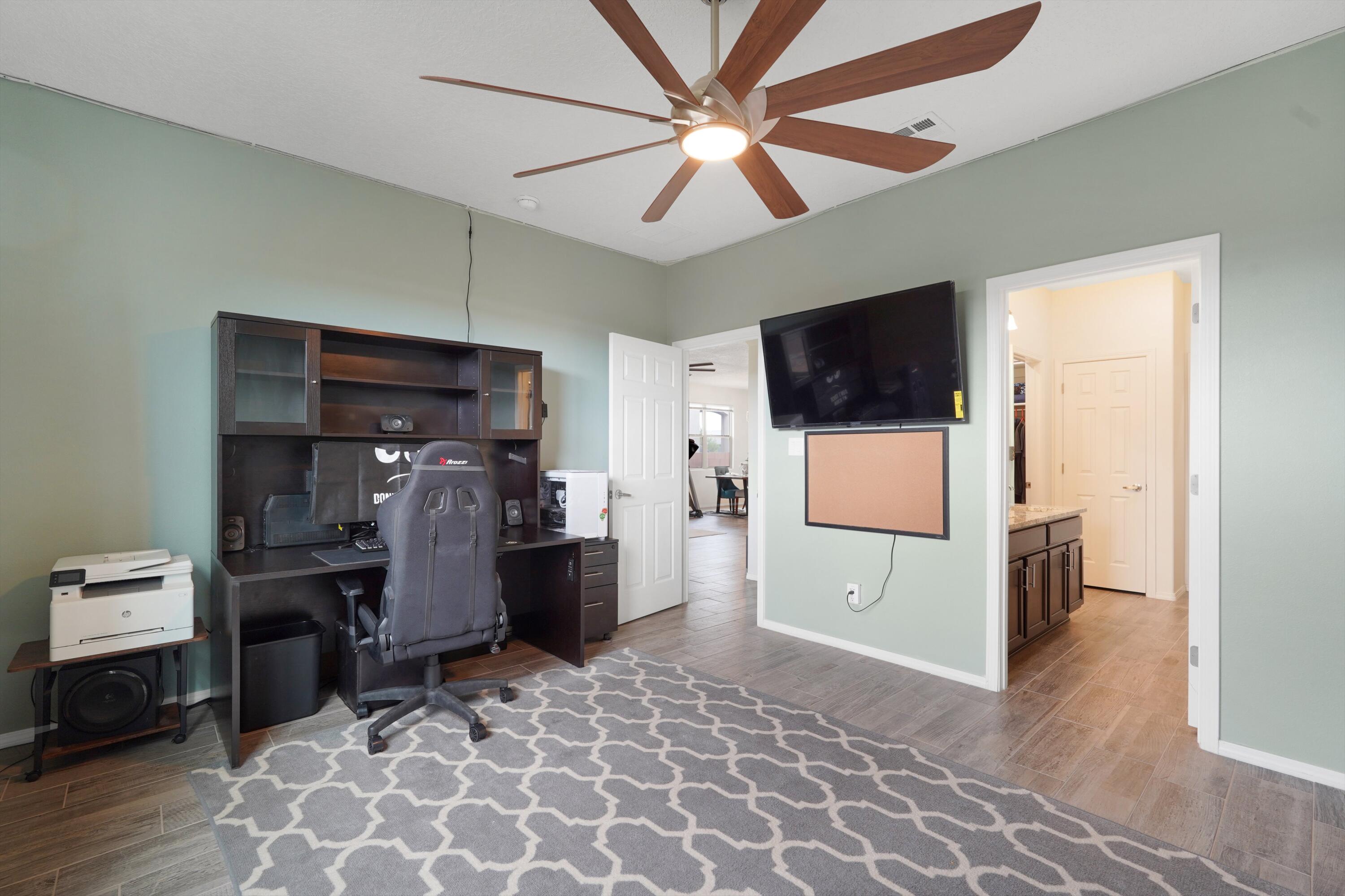 2645 Camino Plata Loop NE