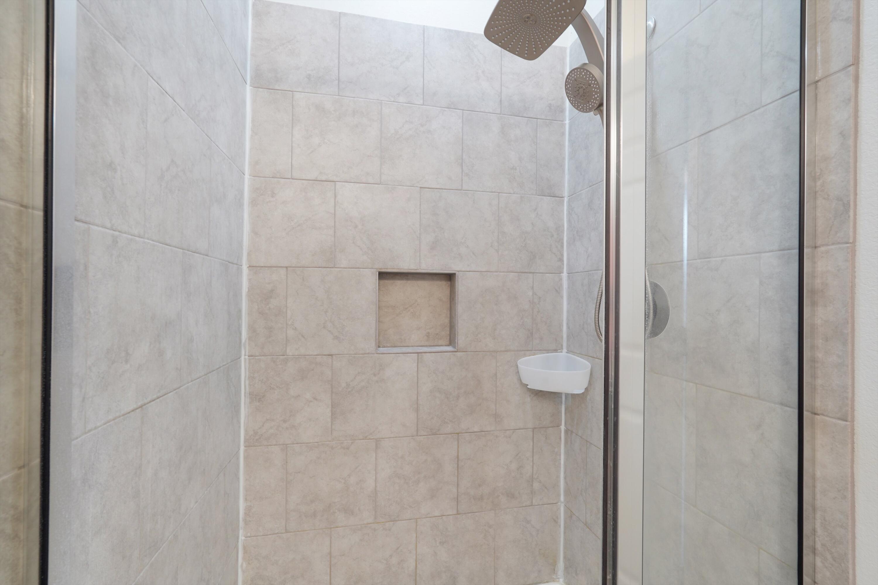 2645 Camino Plata Loop NE