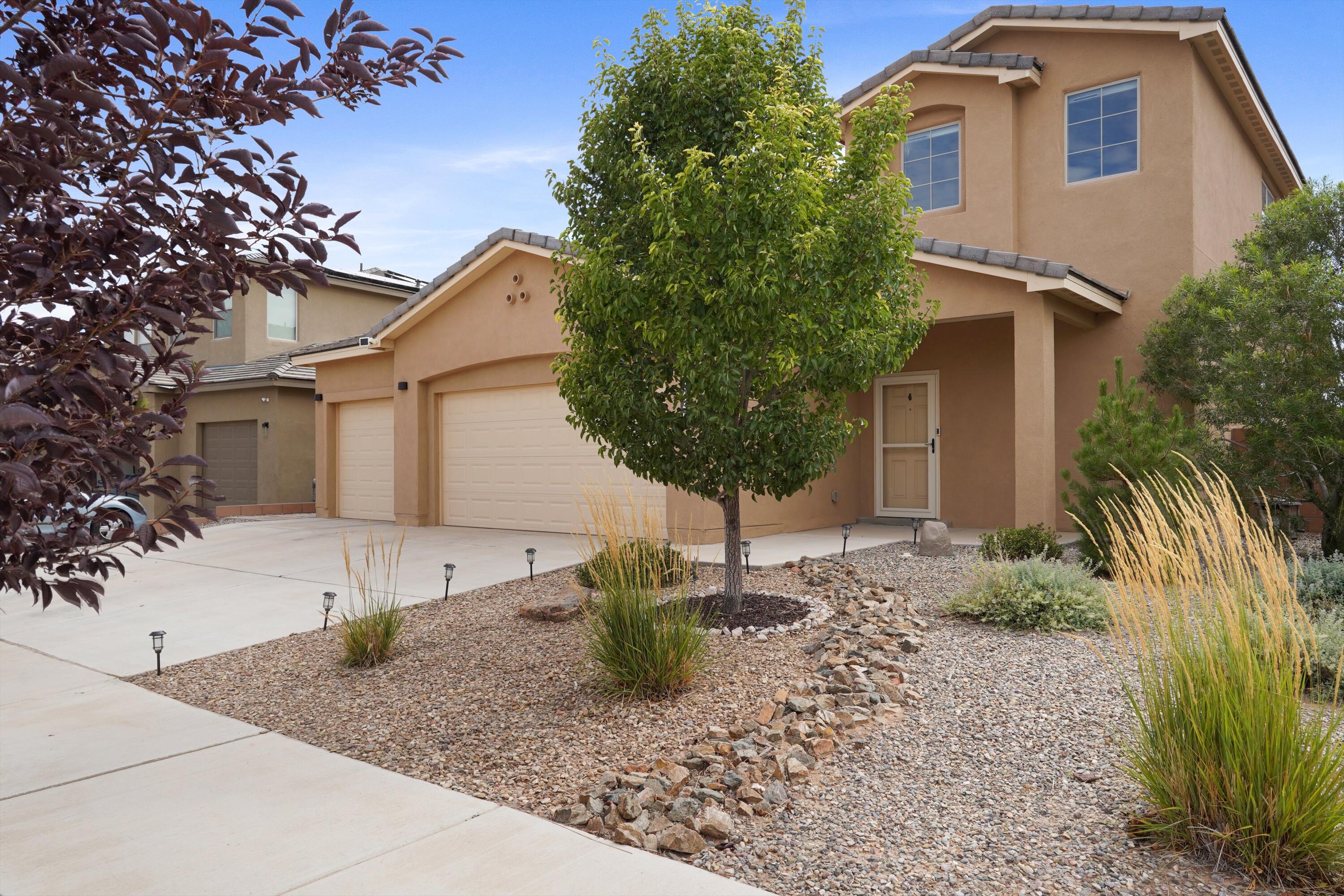 2645 Camino Plata Loop NE