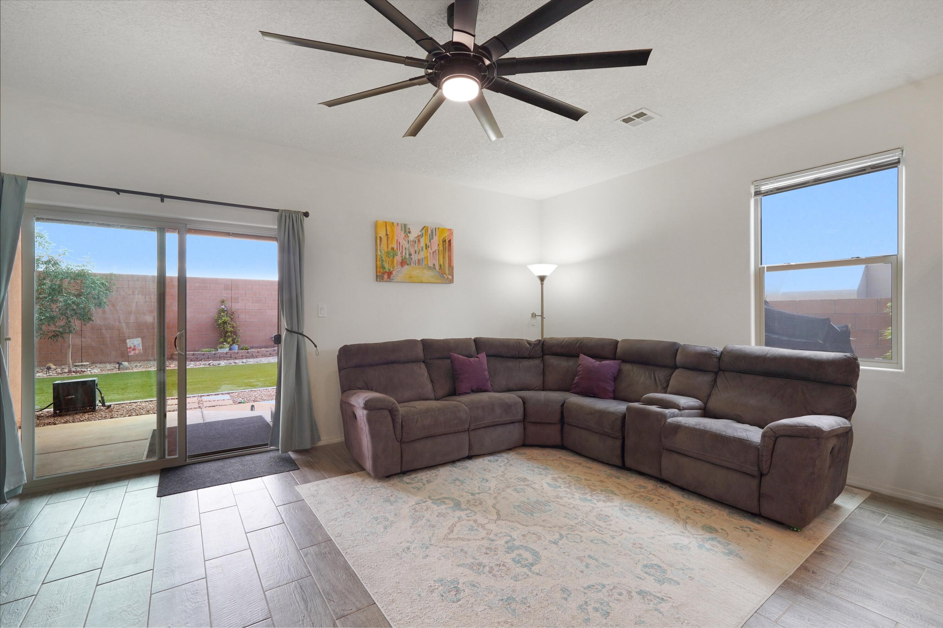 2645 Camino Plata Loop NE