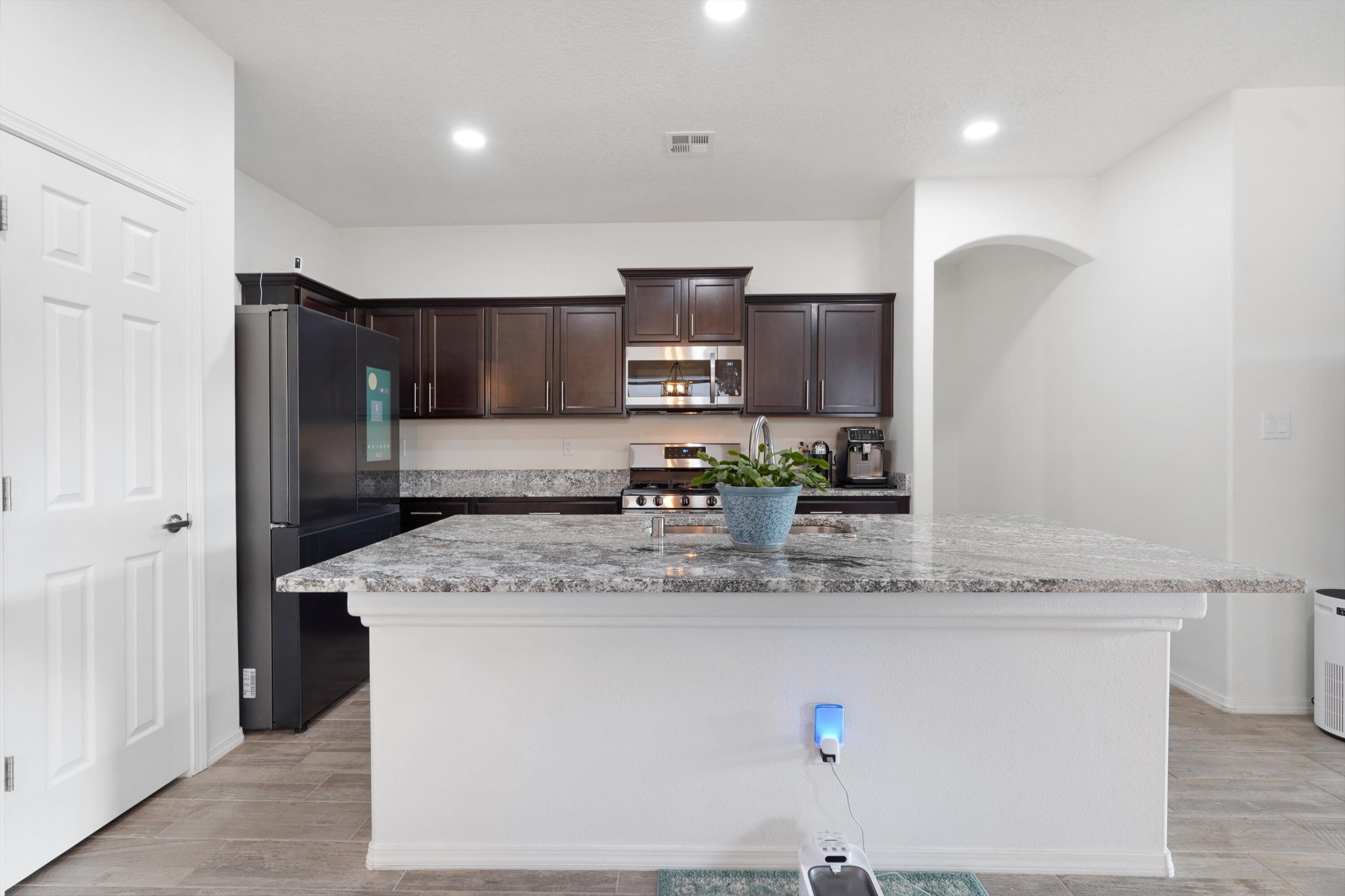 2645 Camino Plata Loop NE