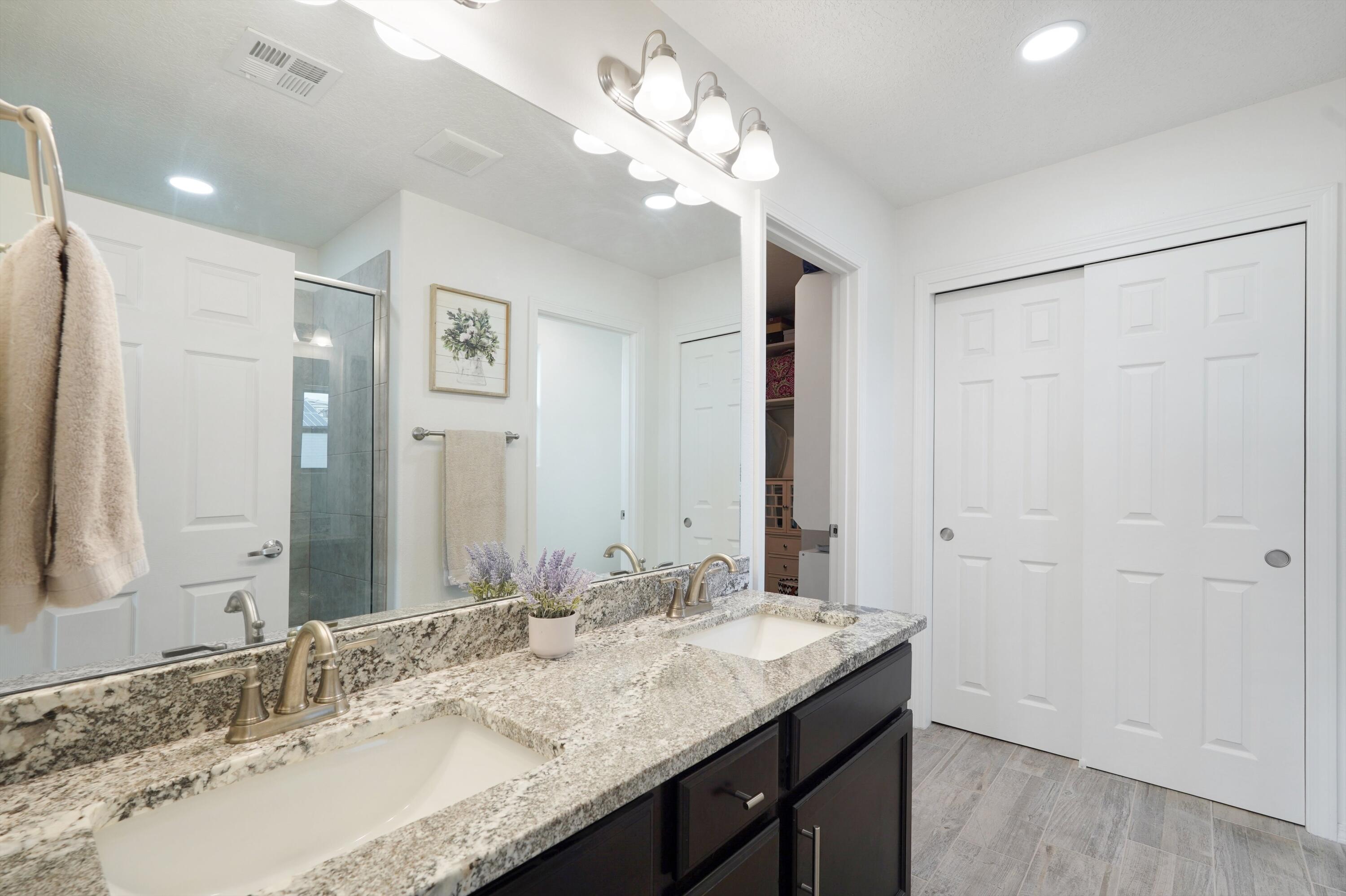 2645 Camino Plata Loop NE