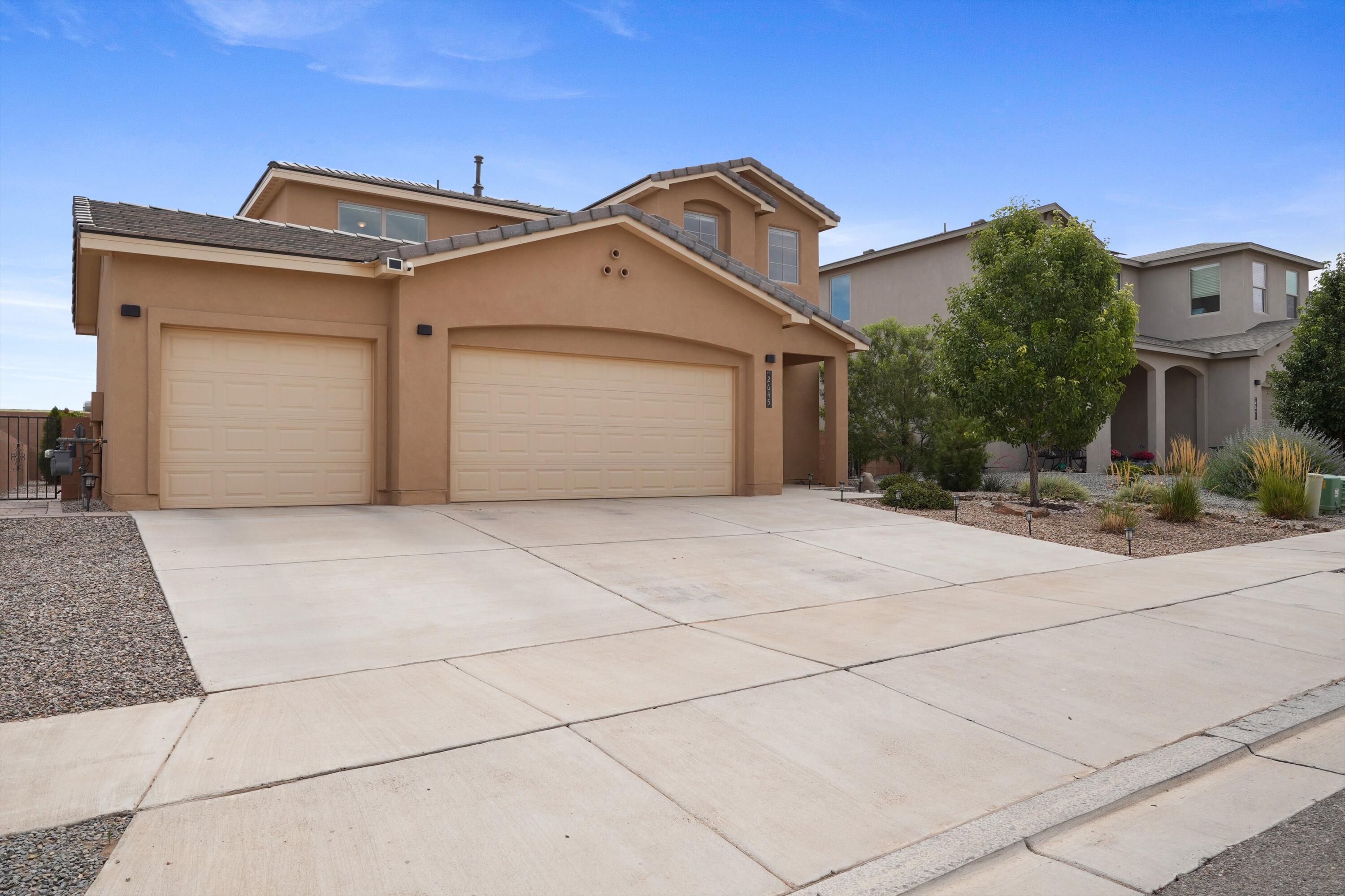 2645 Camino Plata Loop NE