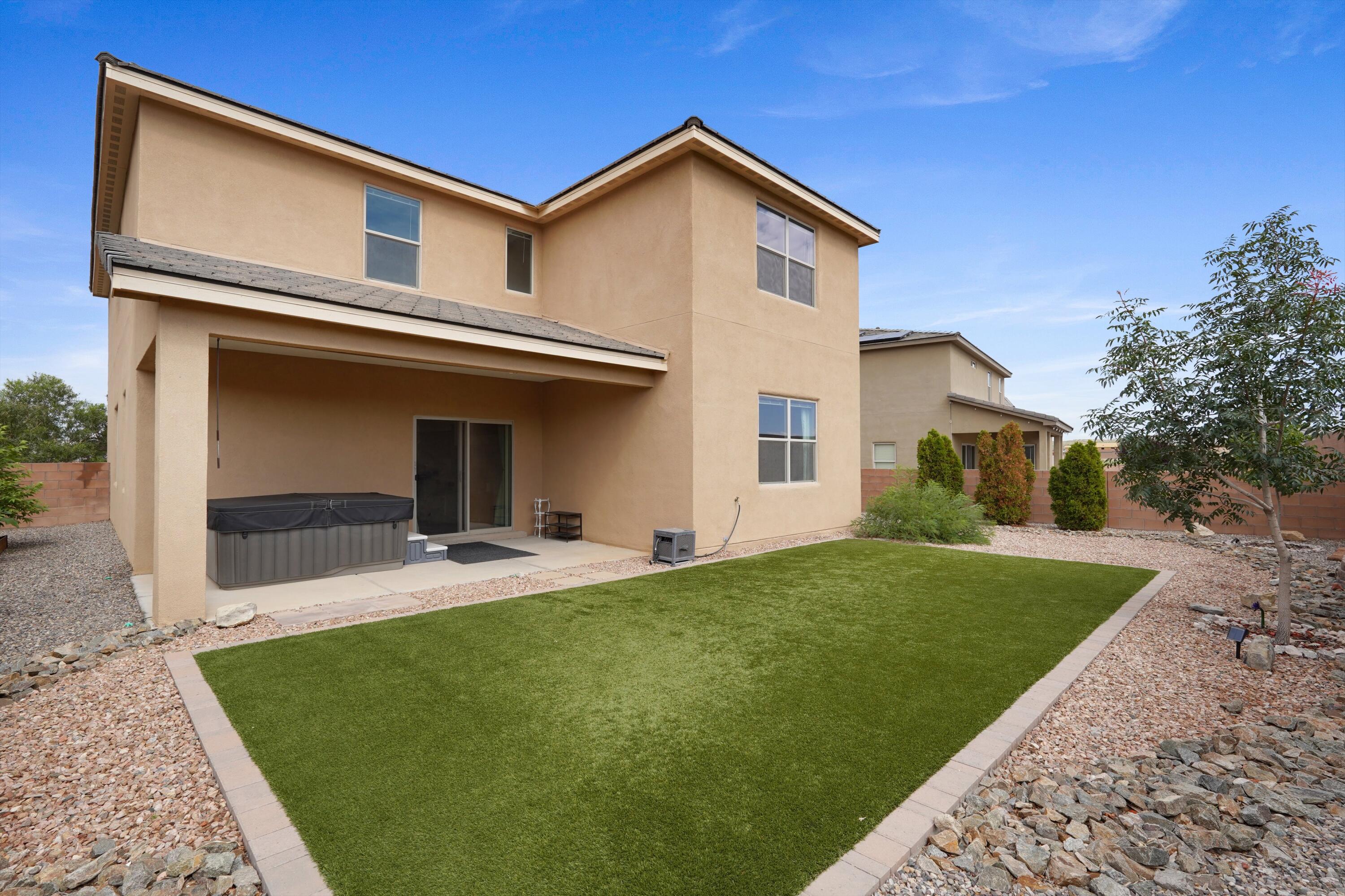 2645 Camino Plata Loop NE