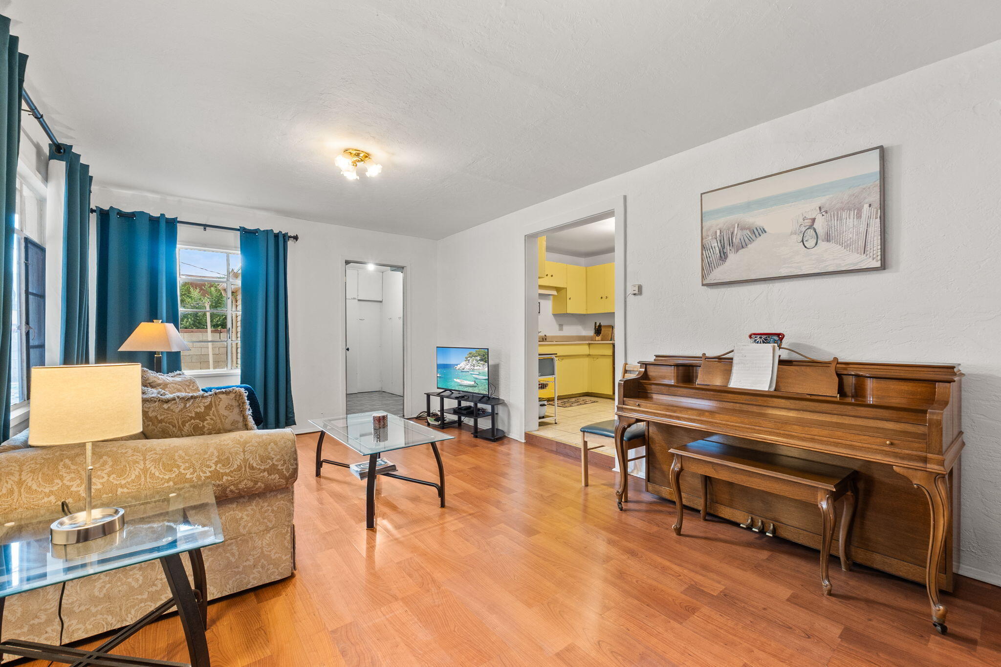 2325 ELIZABETH Street NE