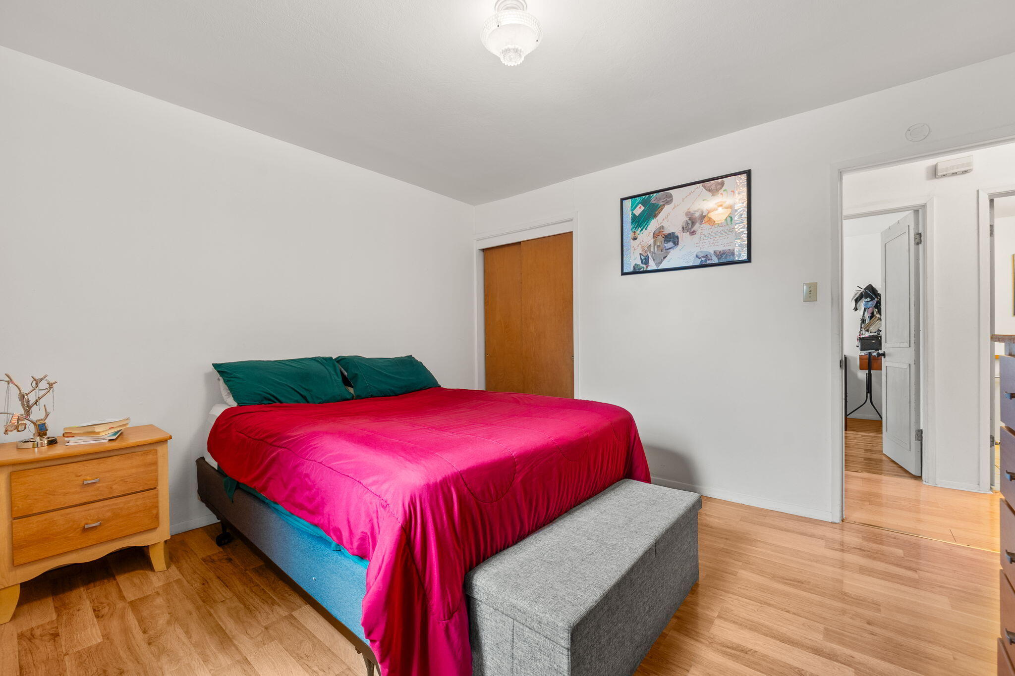 2325 ELIZABETH Street NE