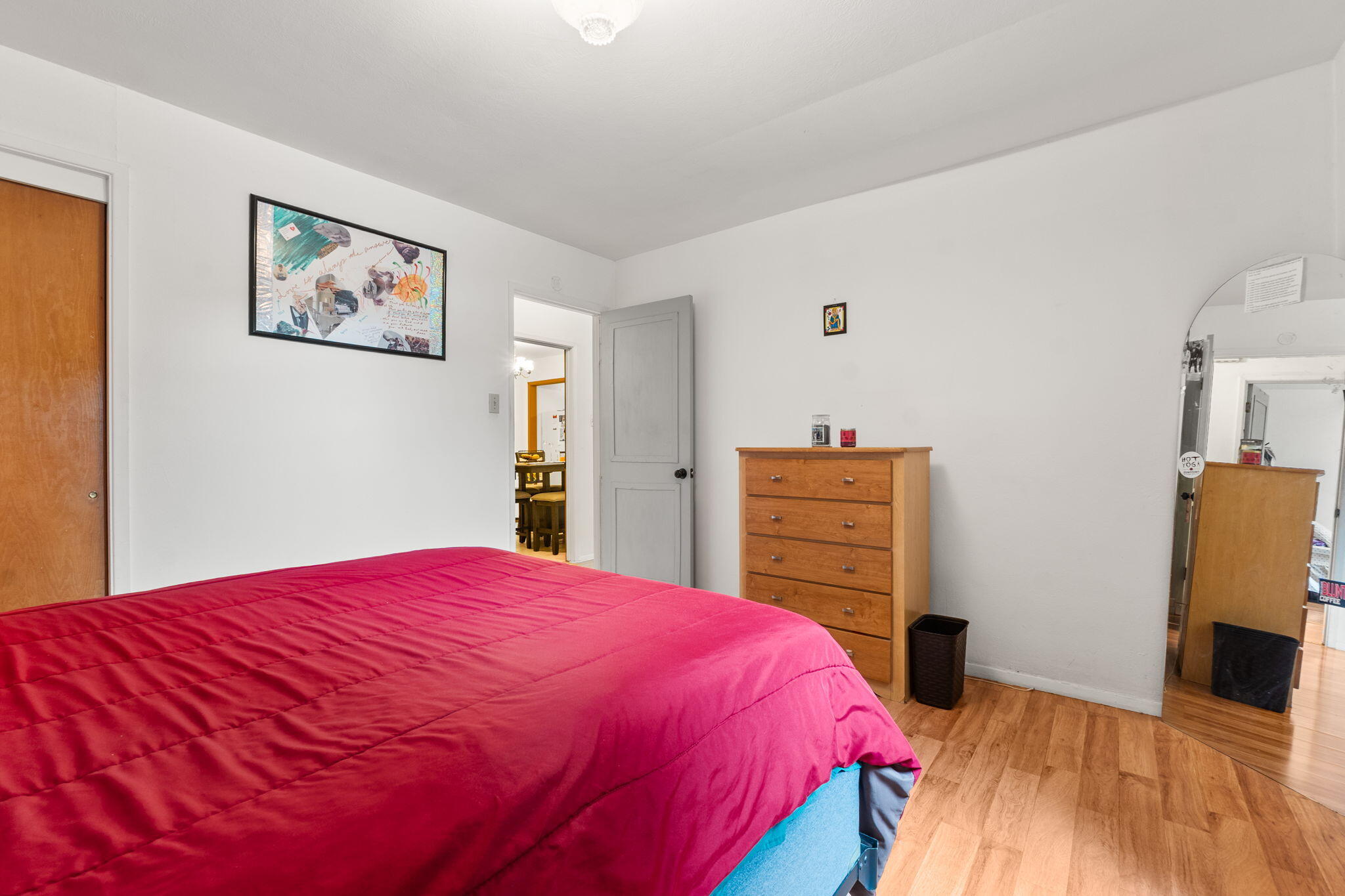 2325 ELIZABETH Street NE