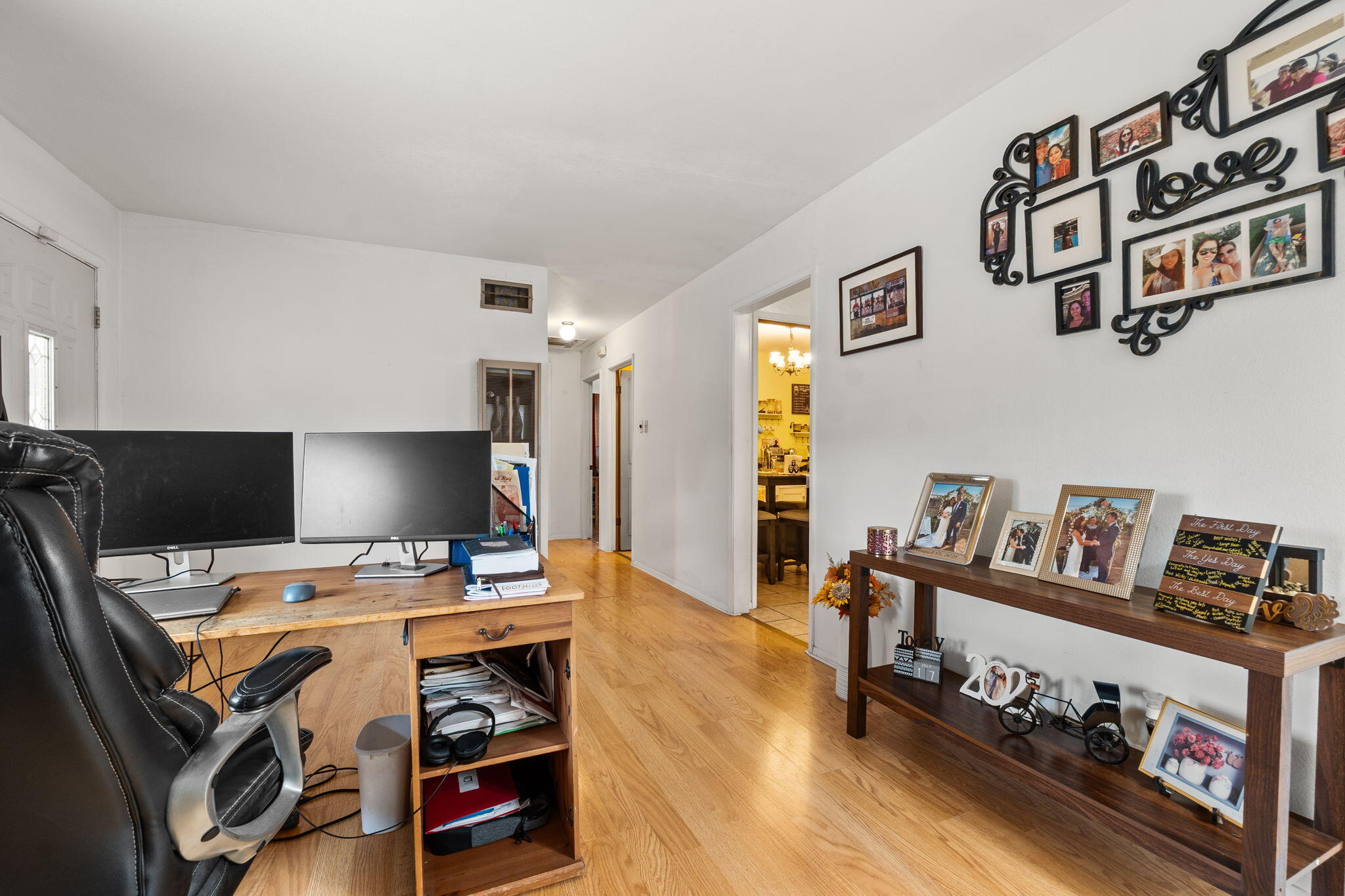 2325 ELIZABETH Street NE