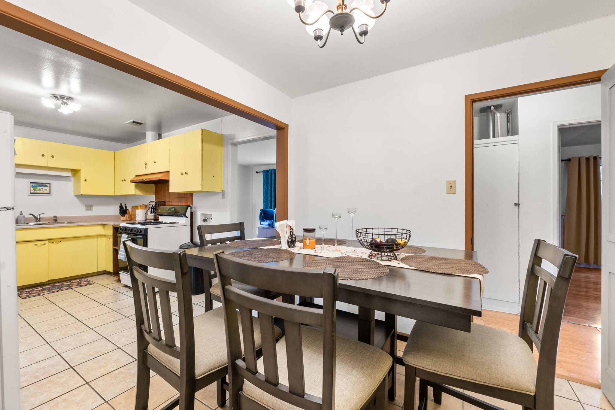 2325 ELIZABETH Street NE