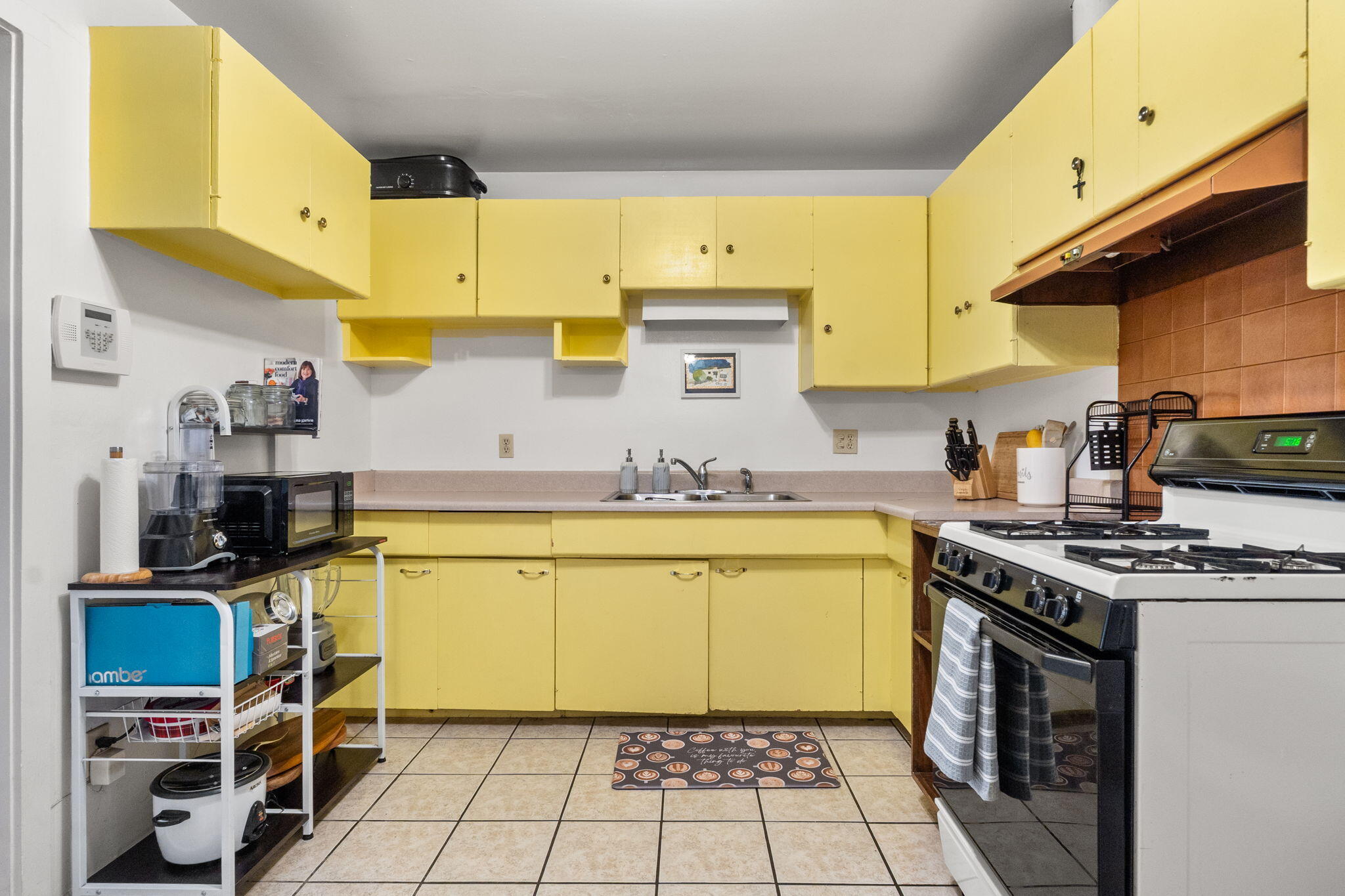 2325 ELIZABETH Street NE