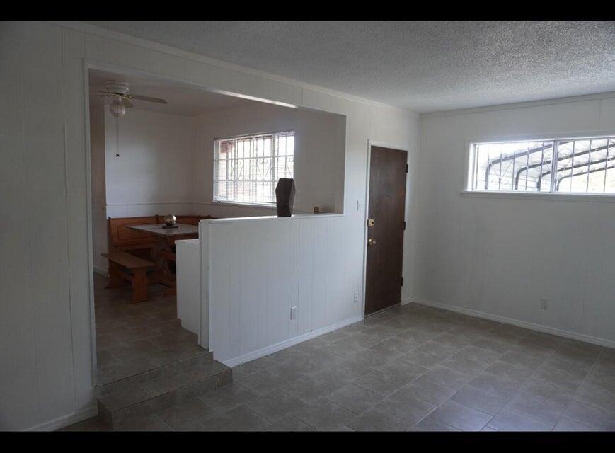 913 California Street SE