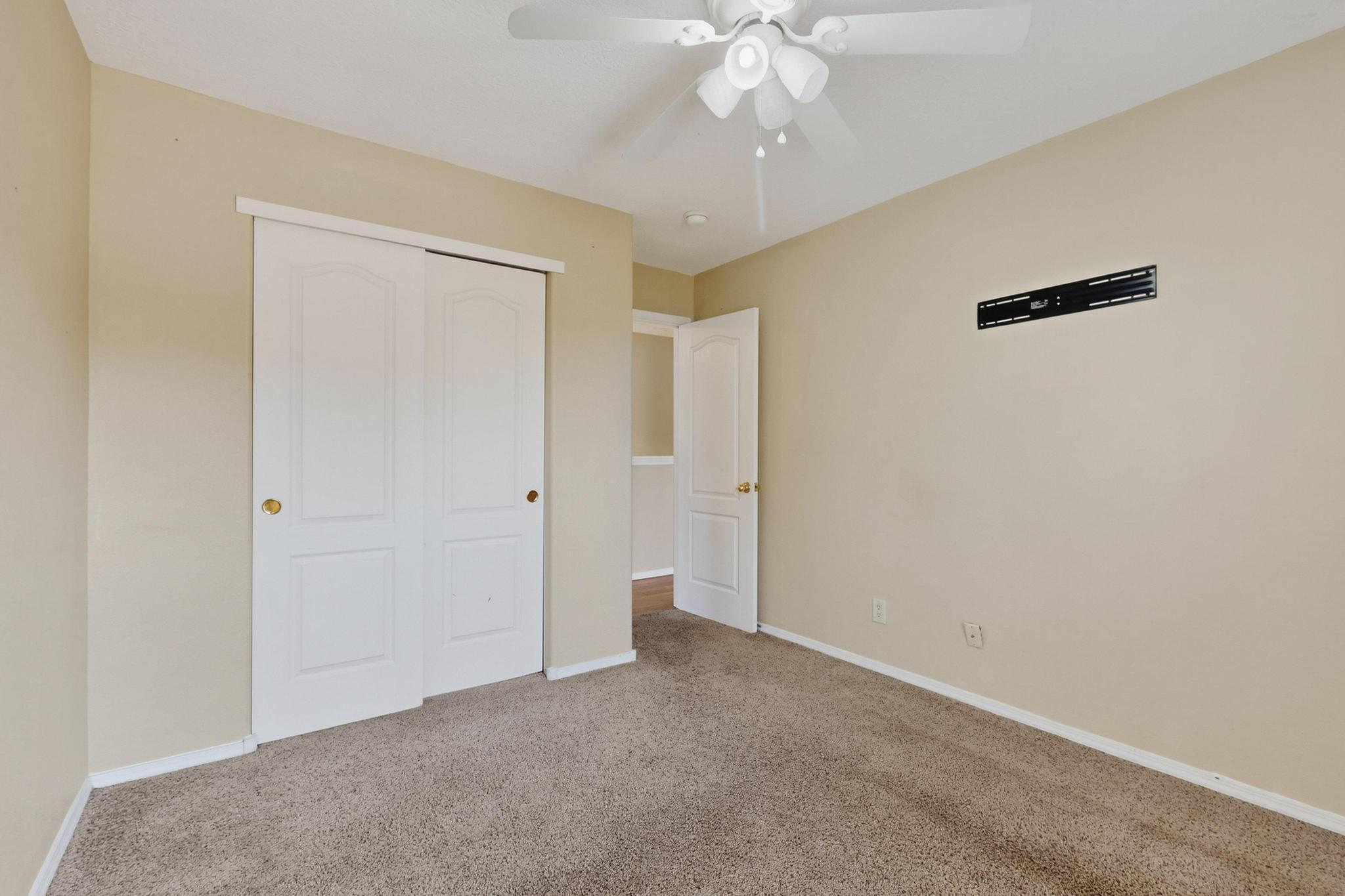 12509 MONGOLLOW Way NE