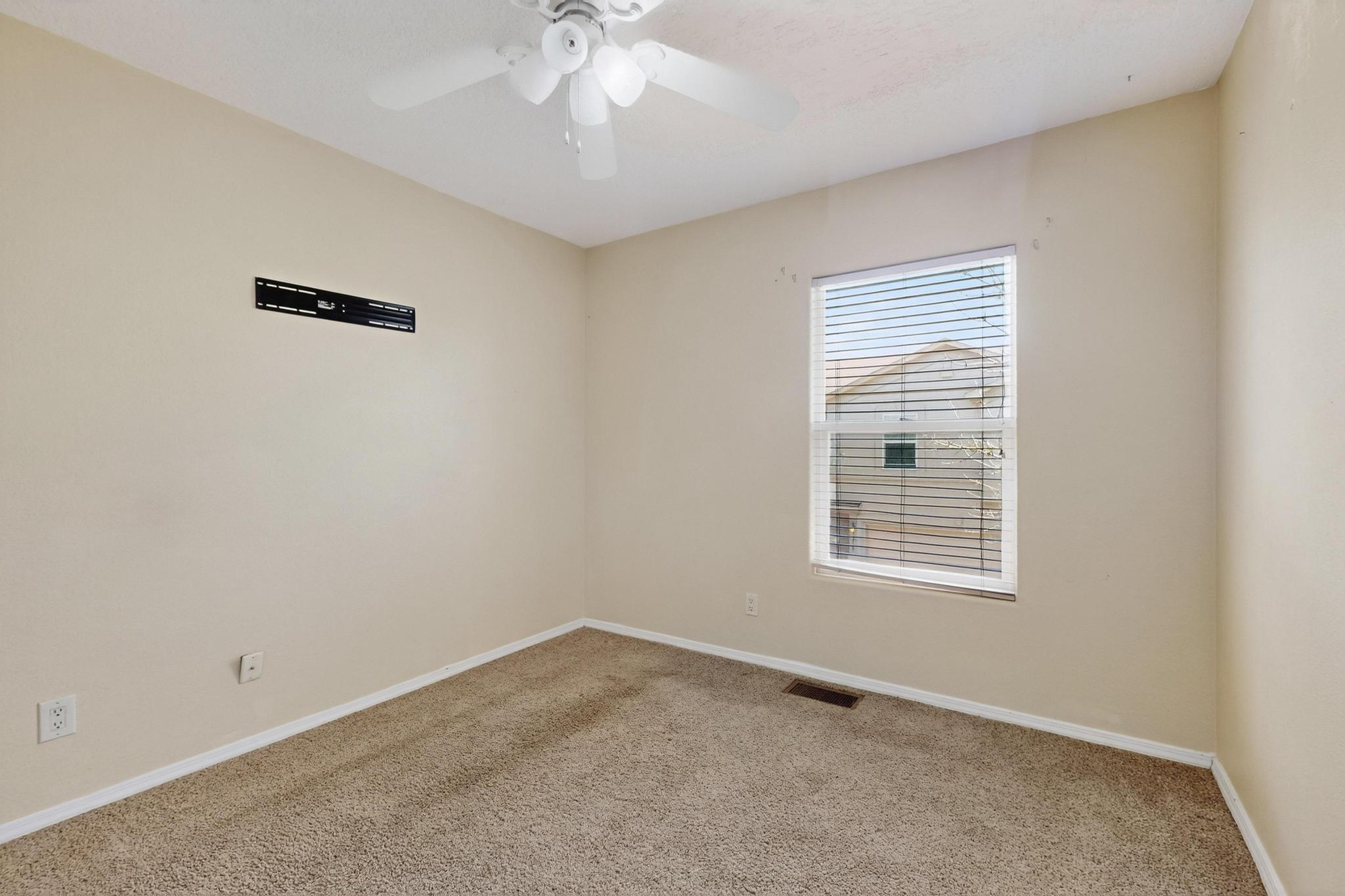 12509 MONGOLLOW Way NE