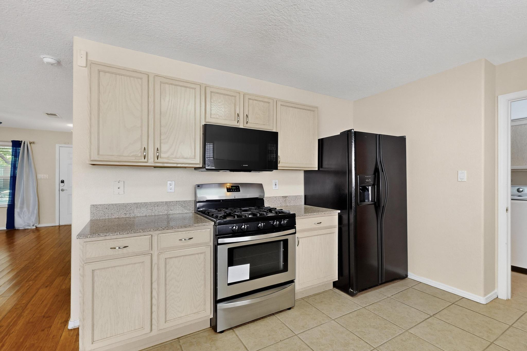 12509 MONGOLLOW Way NE