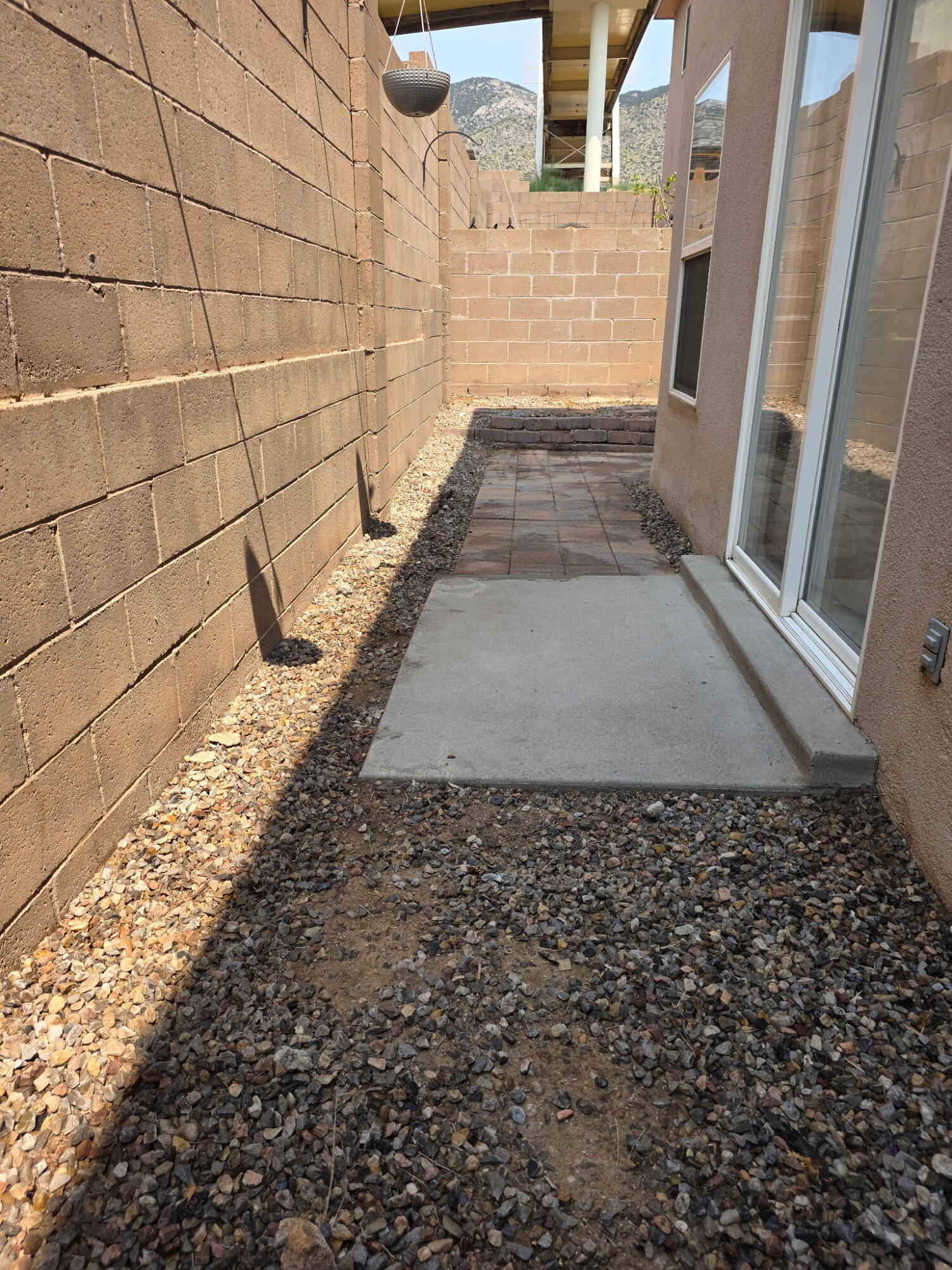 12509 MONGOLLOW Way NE