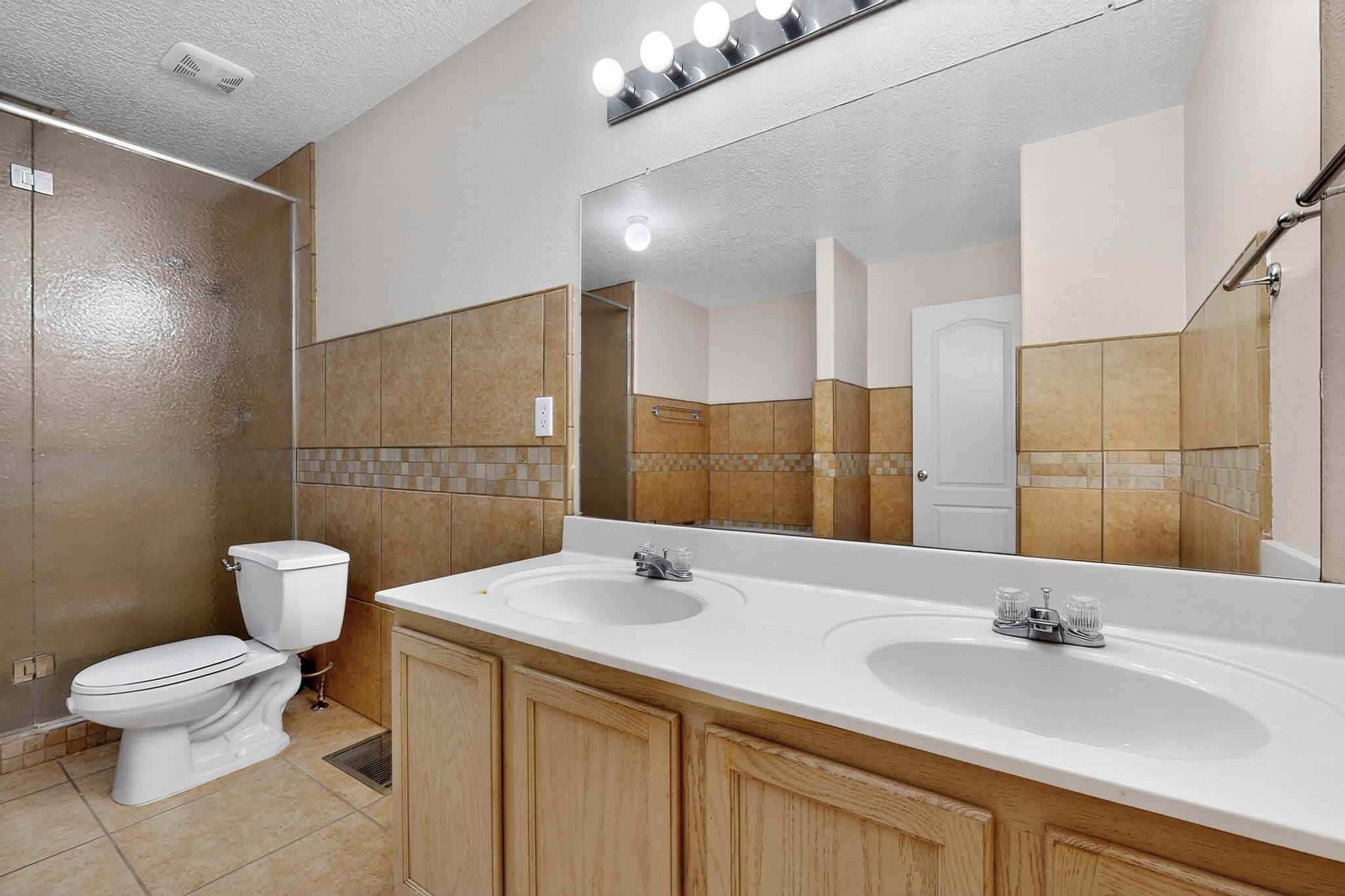 12509 MONGOLLOW Way NE