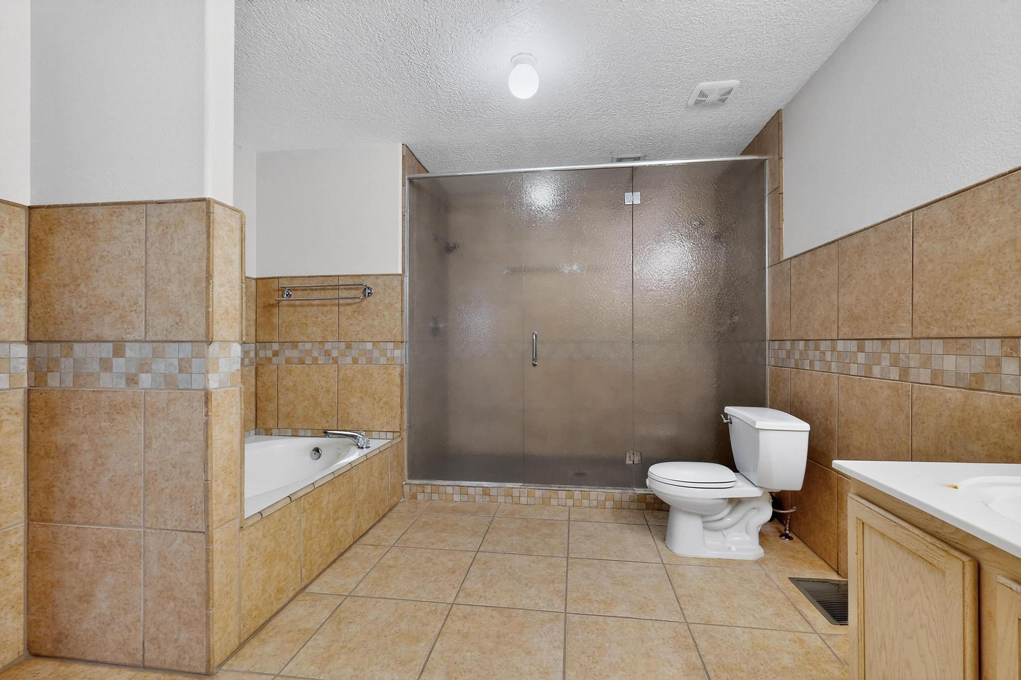 12509 MONGOLLOW Way NE