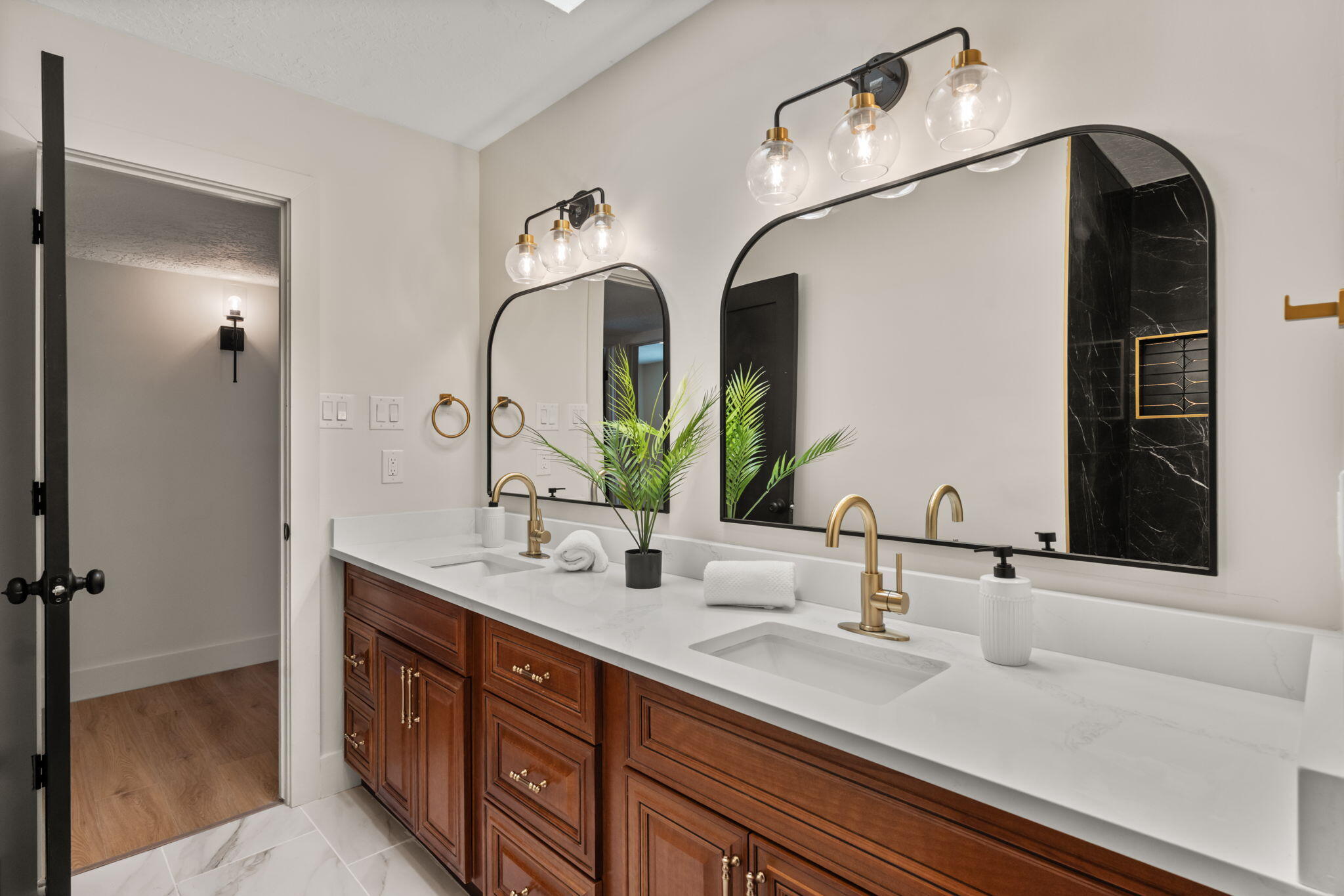 9400 ADMIRAL LOWELL Avenue NE