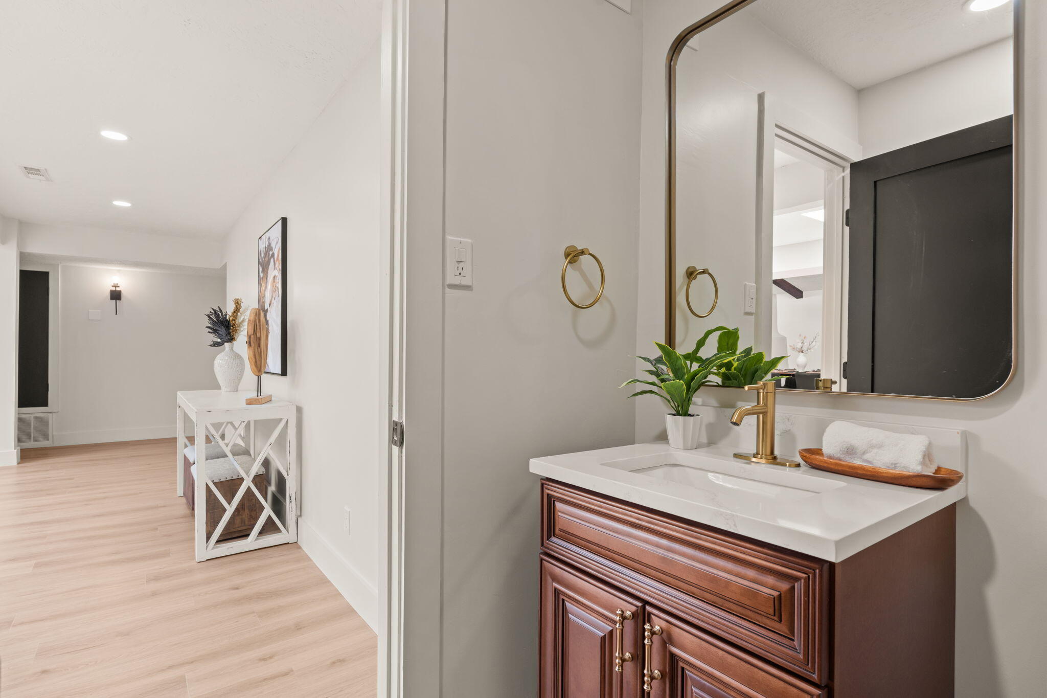 9400 ADMIRAL LOWELL Avenue NE